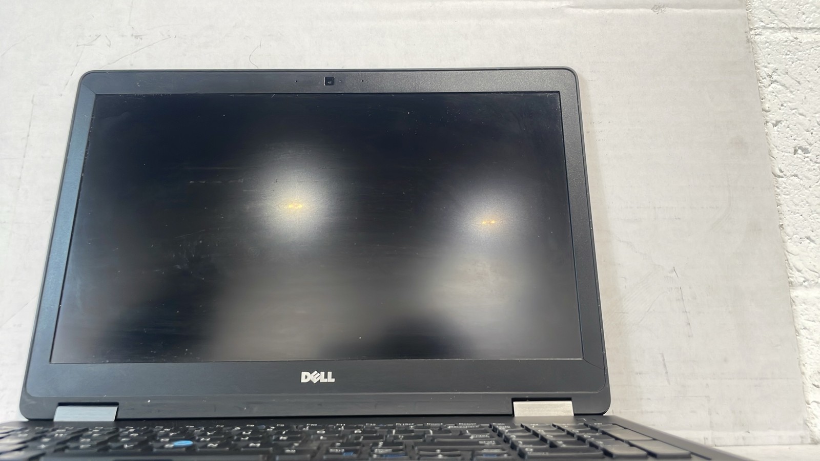 Dell Precision 3510 P48F001 Intel Core i7 4JH56H2 15.6″ Laptop