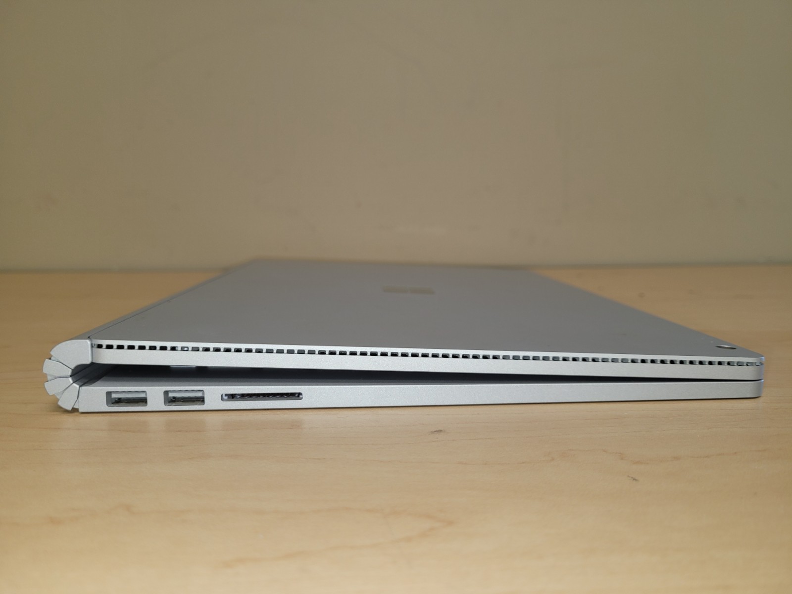 Lot of 2 Microsoft Surface Book 13.5″ Laptop Intel Core i5-6300U 2.40GHz 8GB RAM