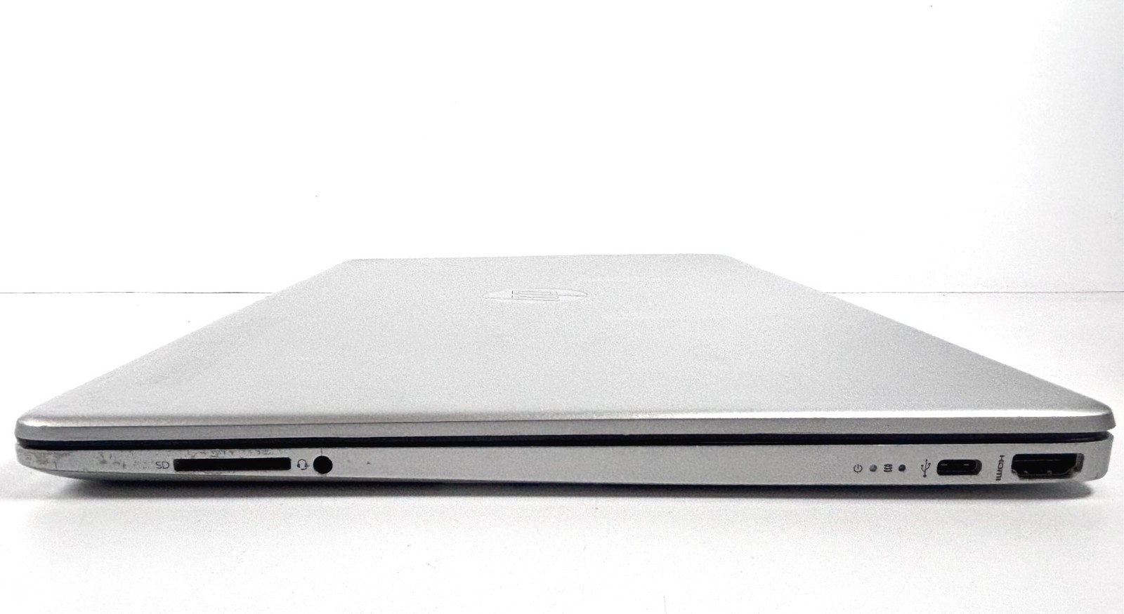 HP 15-dy2713st – 15.6″ FHD, 2.0GHz i3, 8GB RAM, 256GB SSD, Windows 11