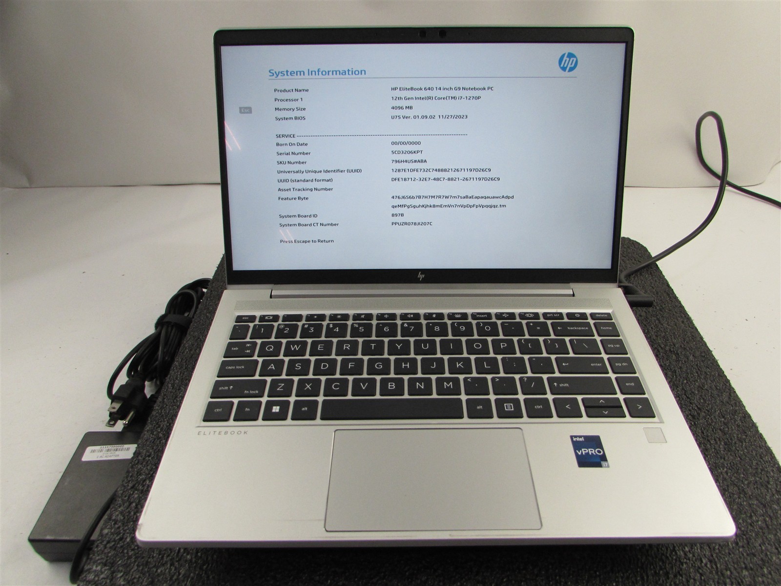 HP ELITEBOOK 640 (G9) 1920X1080 FHD TOUCHSCREEN I7-1270P NO SSD 4GB RAM NO O.S
