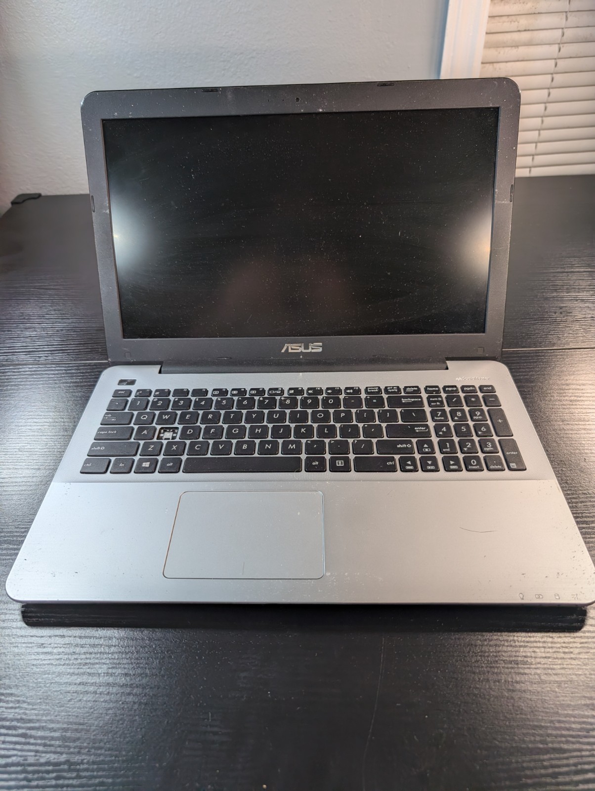 Asus Laptop F555L Notebook PC Sonicmaster For Parts Or Repair