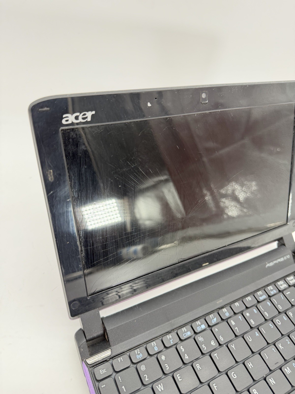 Acer Aspire One NAV50 Laptop Intel Atom Computer Purple For Parts (Read Desc)