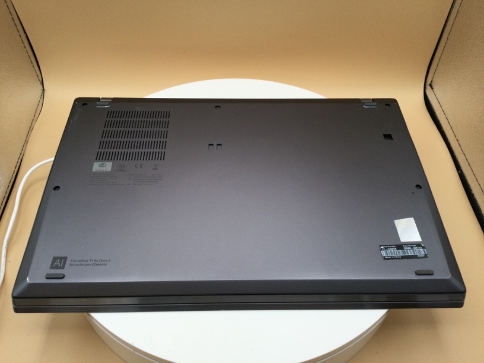 Lenovo ThinkPad T14s G2 14″ Laptop i5-1135G7 16GB RAM 512GB SSD W11P Used READ