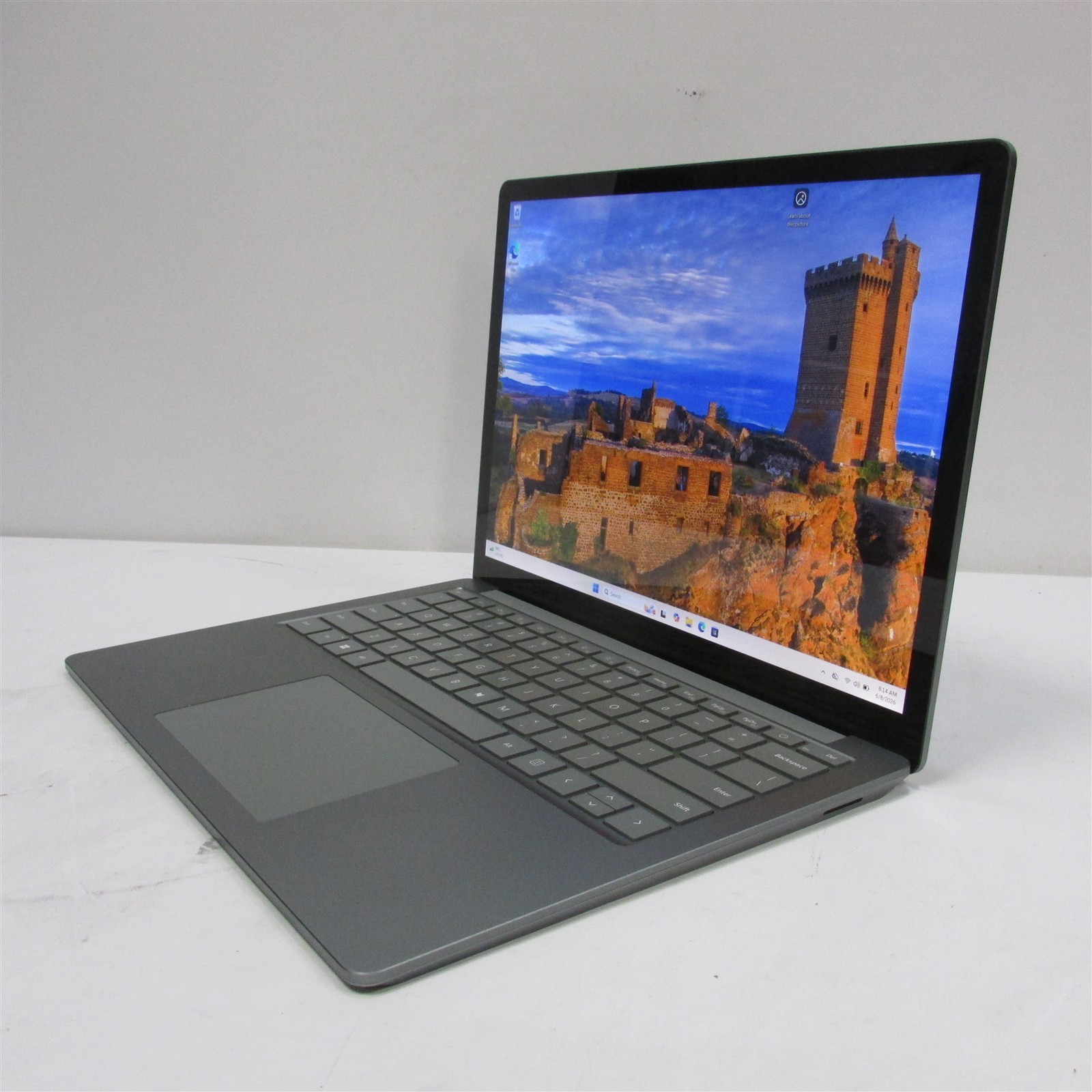 Microsoft Surface Laptop 5 1951 i5-1235U 2.5GHz 8GB RAM 512GB 13.5″ Win 10 Home