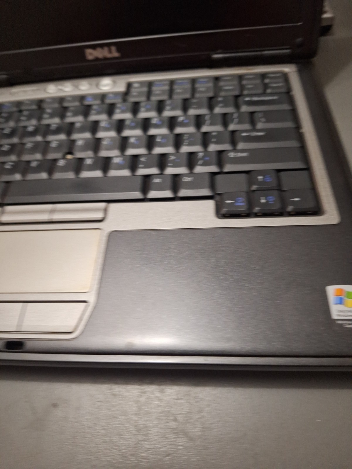 Dell Latitude 14in. (60GB, 1.83GHz, 1GB) Notebook/Laptop – Dark Gray – D620
