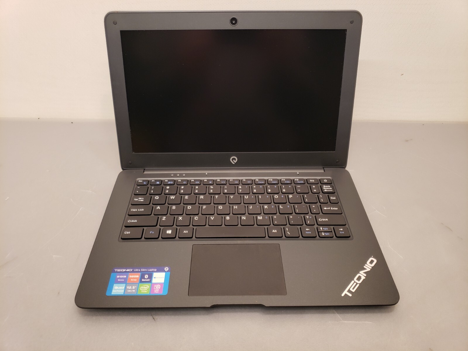 Teqnio Ultra Slim Laptop ELL1201T 12.5″ Windows 10 32GB SSD 2GB Intel Atom
