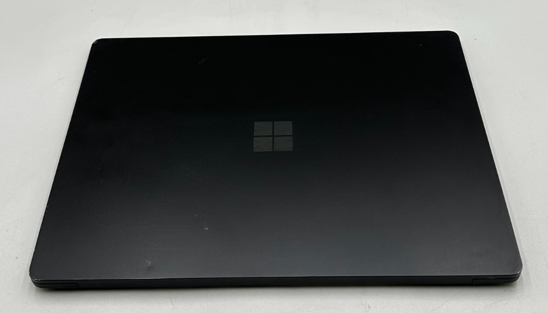 Microsoft Surface Laptop 4 1951 13.5″ i7-1185G7 3GHz 16GB DDR4 1TB SSD Black C