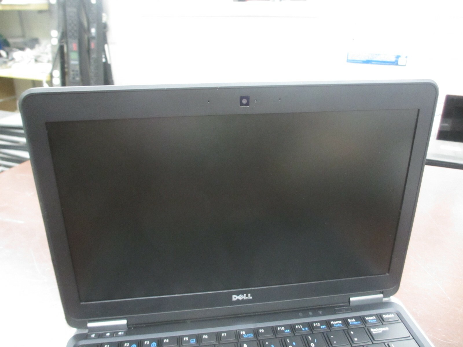 Dell Latitude E7240 I5-4300U 1.9GHz 8GB Web-Cam Laptop [NO AC/HDD/OS]