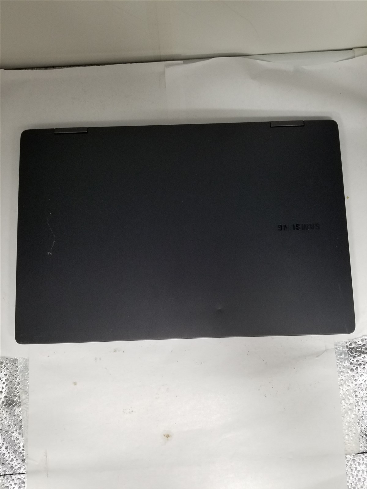 Samsung Galaxy Book2 Core i5 13.3″ 8GB/256GB Black Reduced Price VW6295