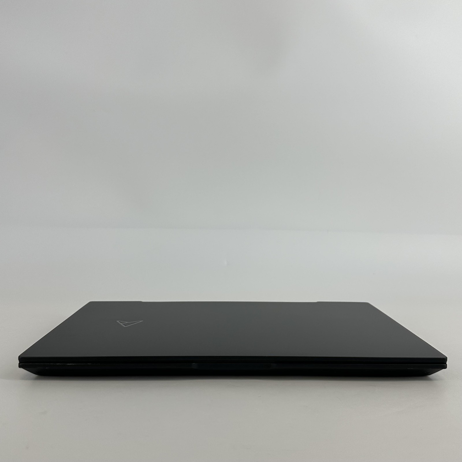 Asus Zenbook Pro 14 QHD+ TOUCH 2.6 GHz i9-13900H 48GB 1TB SSD NVIDIA RTX 4060