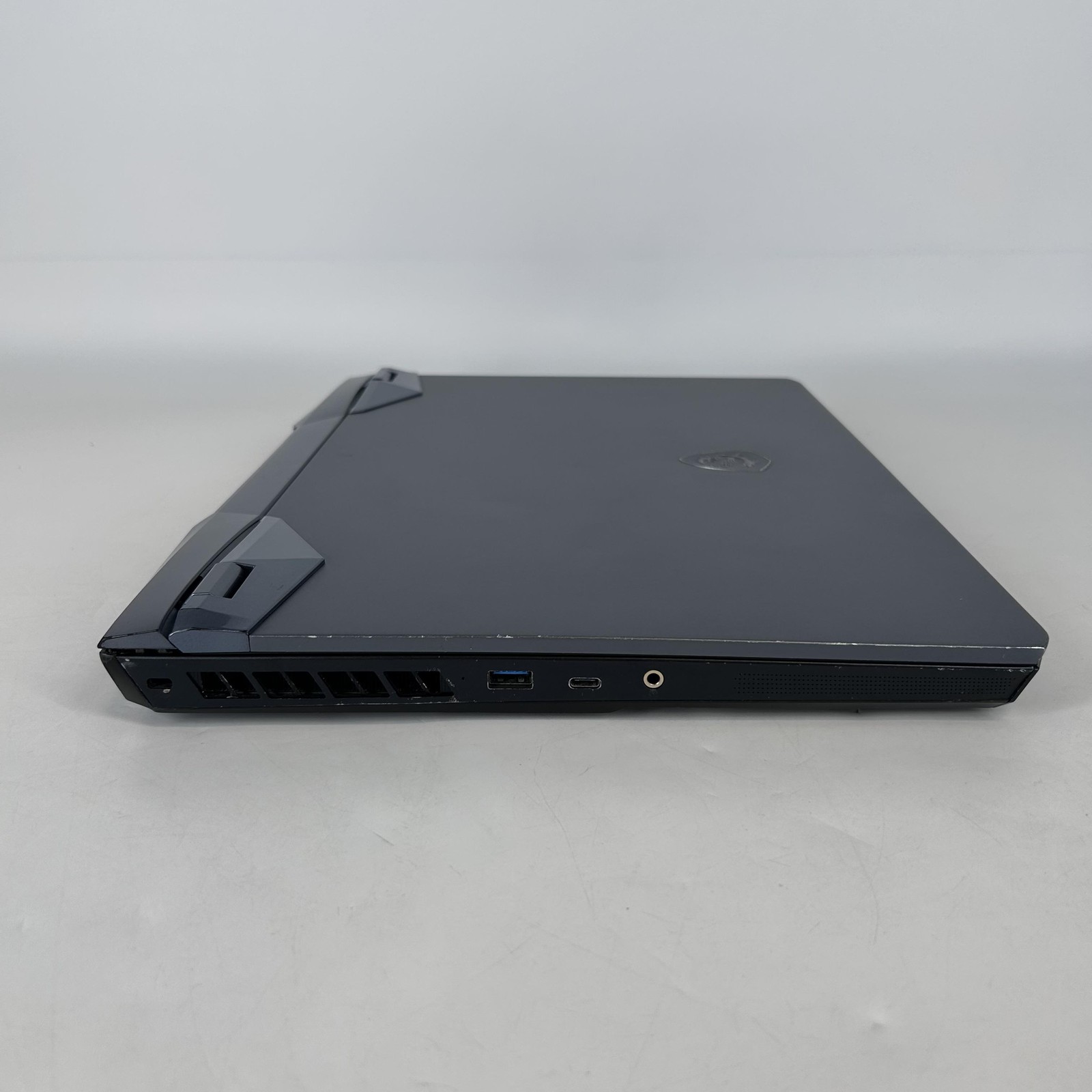 MSI Raider GE76 17.3 144Hz FHD 2.7 GHz i7-12700H 16GB 1TB/512GB RTX 3080 Good
