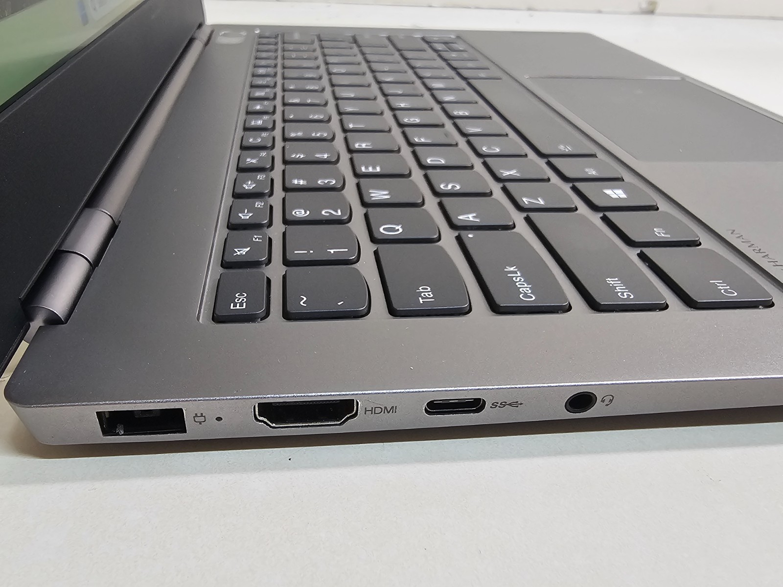 Lenovo ThinkBook 14s-IWL Laptop – 1.8 GHz i7-8565U 16GB 512GB Webcam 14″ 20RM 1