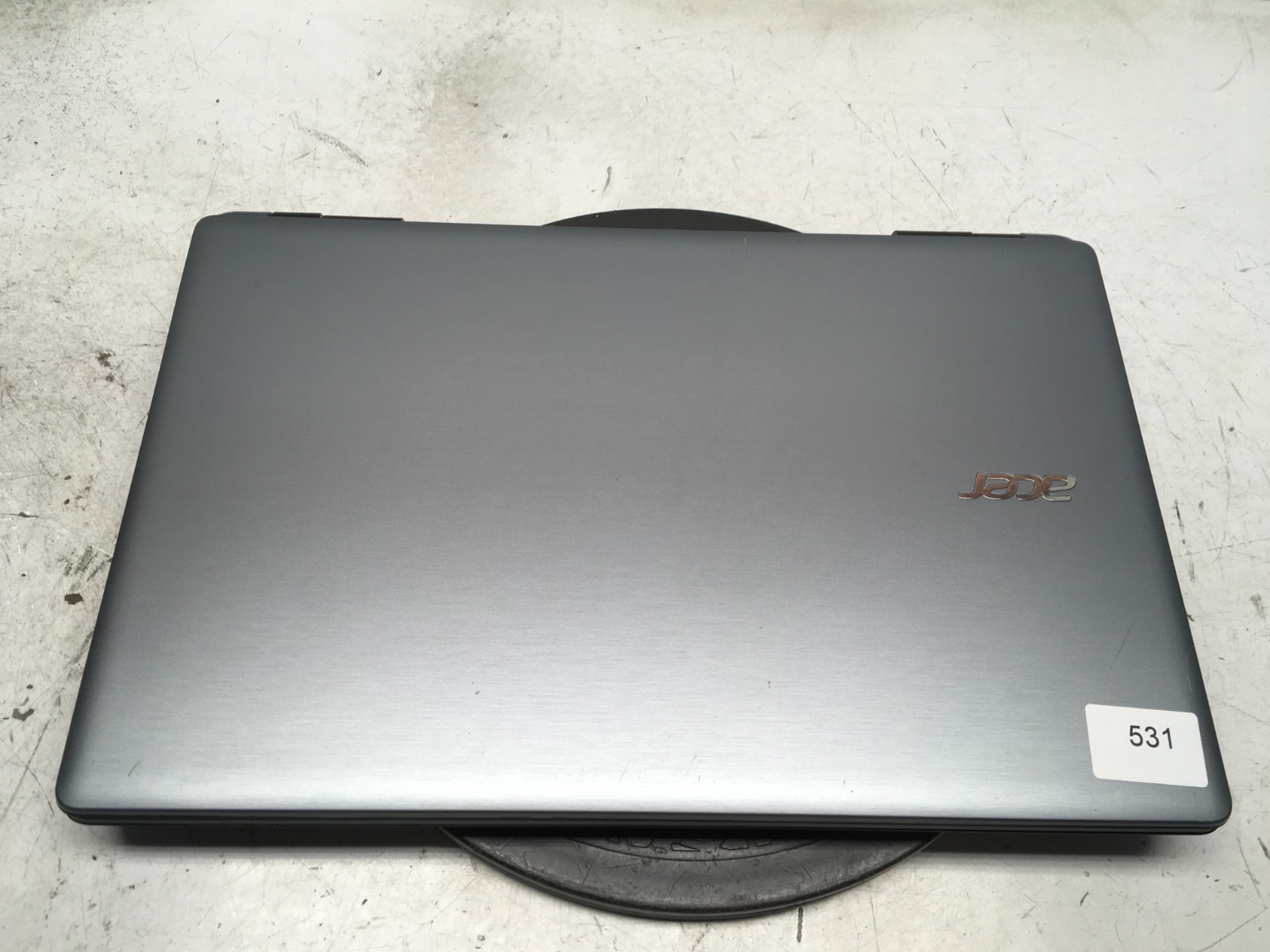 Acer Aspire E5-571 Intel i3-4030U 1.9GHz 4 GB NO HDD