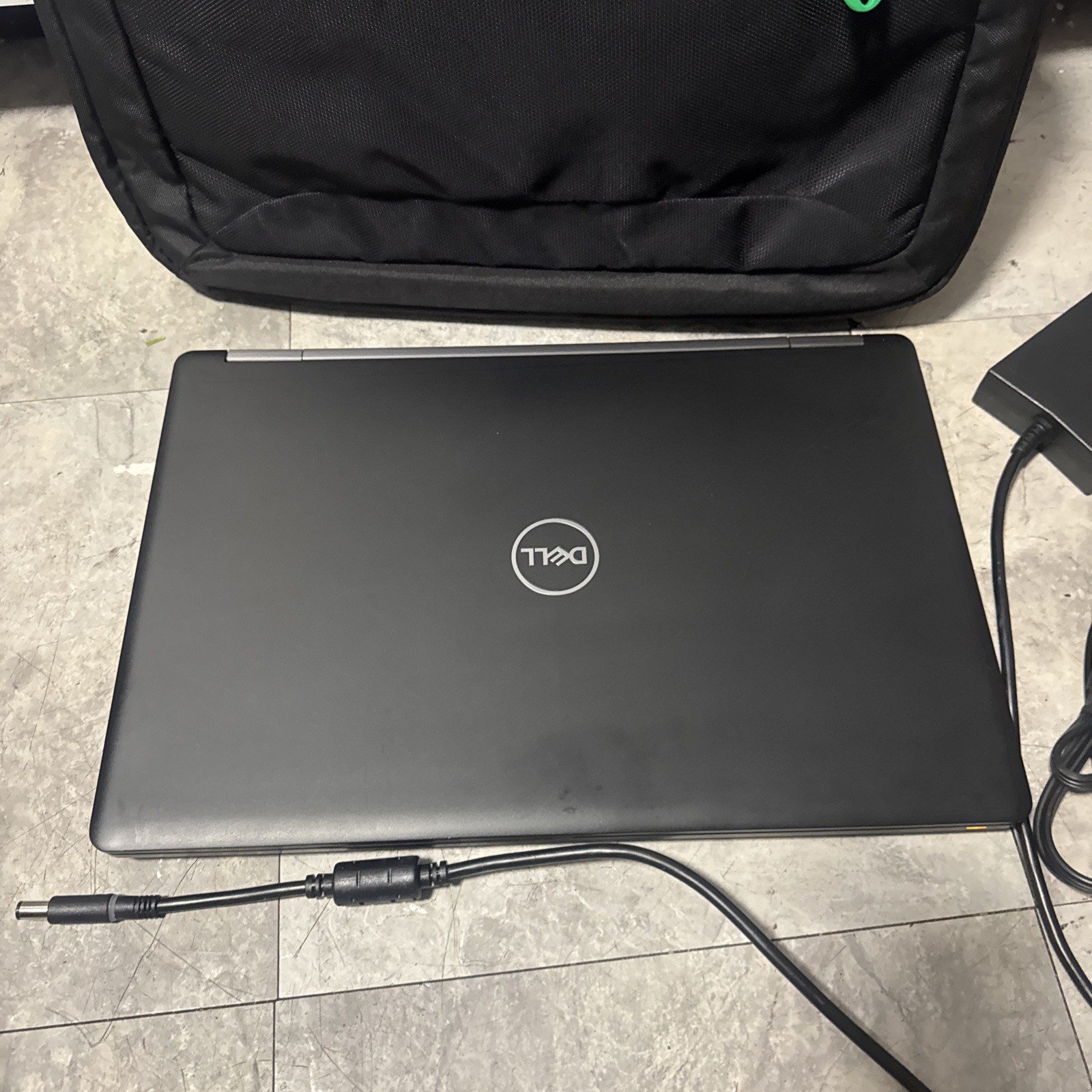 Dell Latitude 5590 15″ i5 8400u 2.4GHz 256GB M.2 SSD 8GB GeForce Webcam W10 Pro