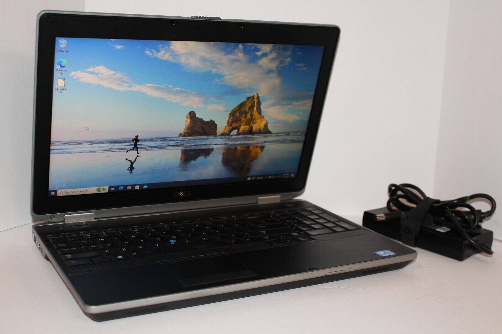 15.6″ Dell Latitude E6520 i5 Dual Core PC Laptop: 8GB Ram 256GB SSD, Windows 10