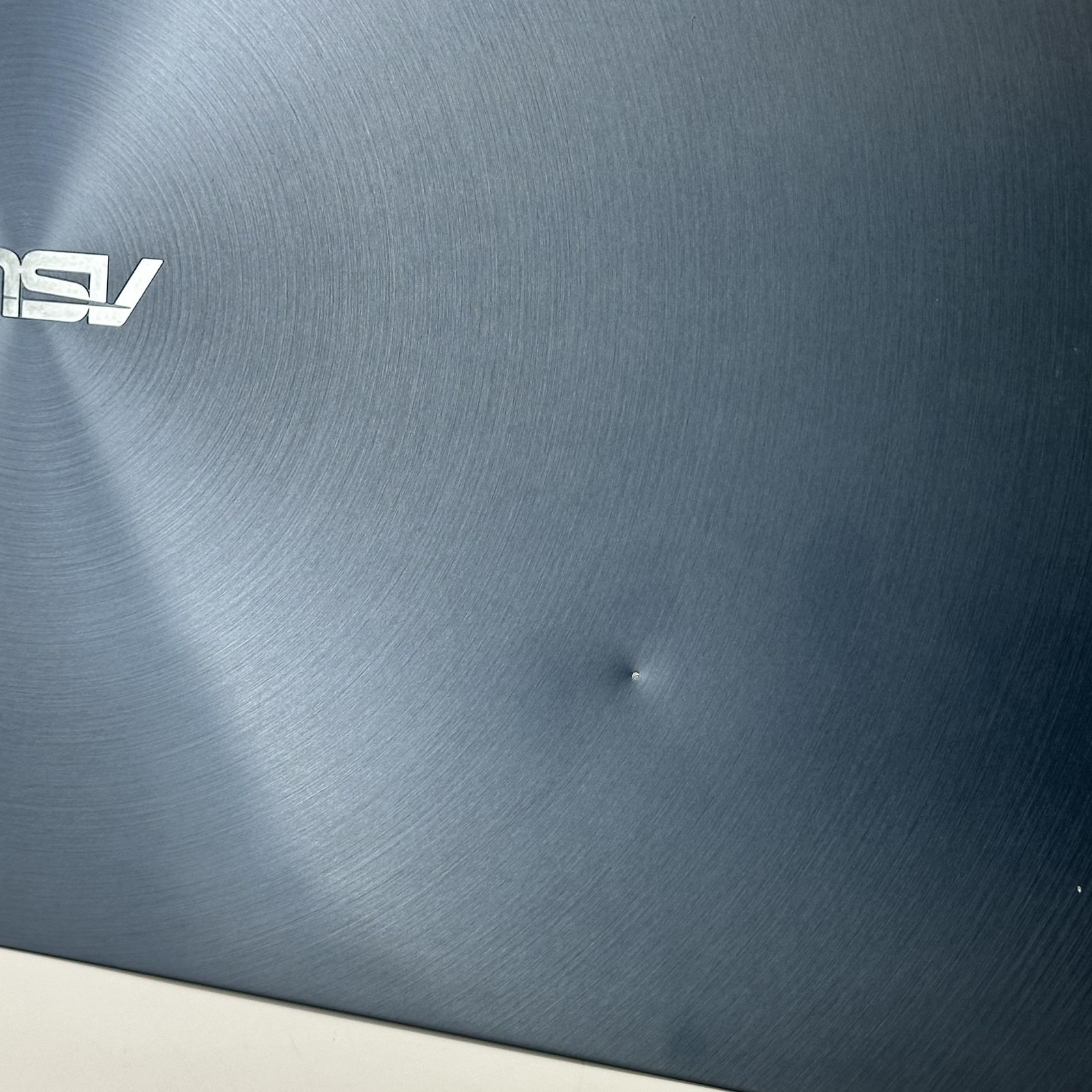 Asus Zenbook Pro Duo 15 FHD TOUCH i7-10870H 32GB 1TB RTX 3070 – BAD BATTERY