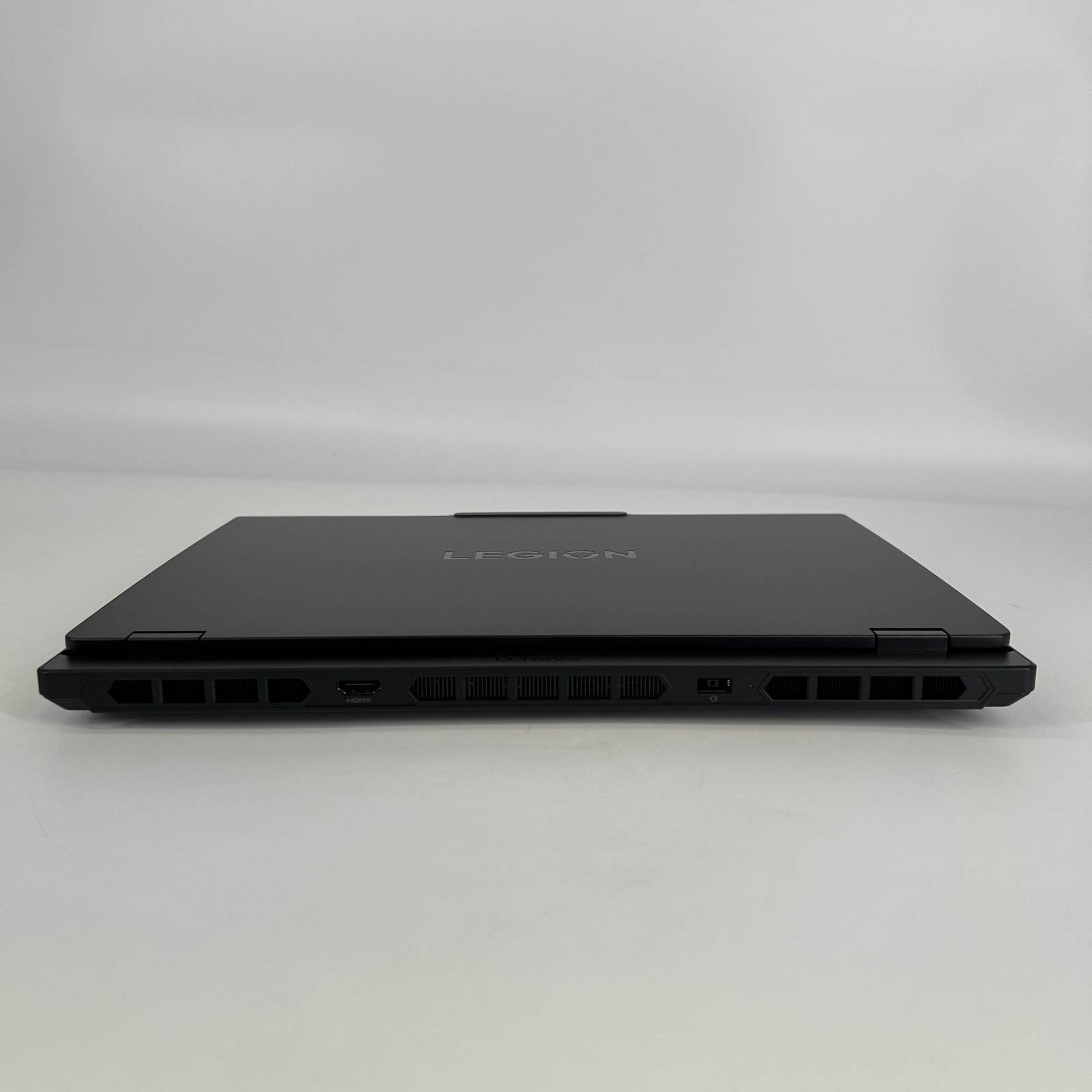 Lenovo Legion 5i Gen 10 15.1 165Hz QHD+ 2.1 GHz i7-14700HX 16GB 1TB SSD RTX 5070
