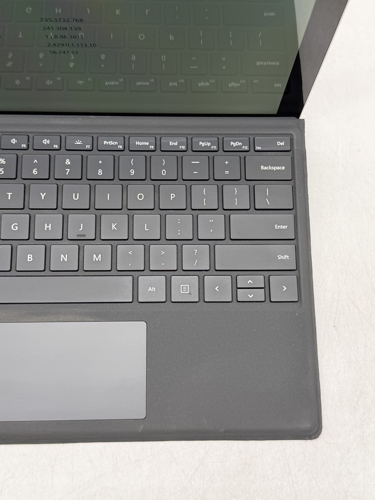 Microsoft Surface Pro 6 12.3in i5-8350U 8GB 128GB NO OS READ