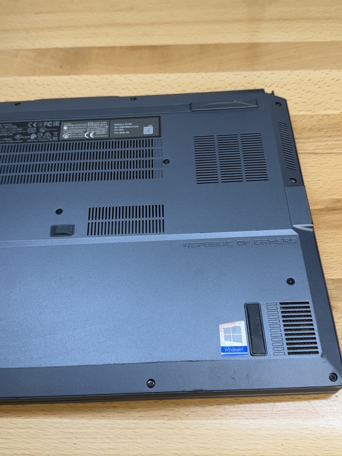 Asus ROG Zephyrus M15 15″ Laptop GU502LU-BI7N4 GTX 1660Ti i7-10750H PARTS/REPAIR