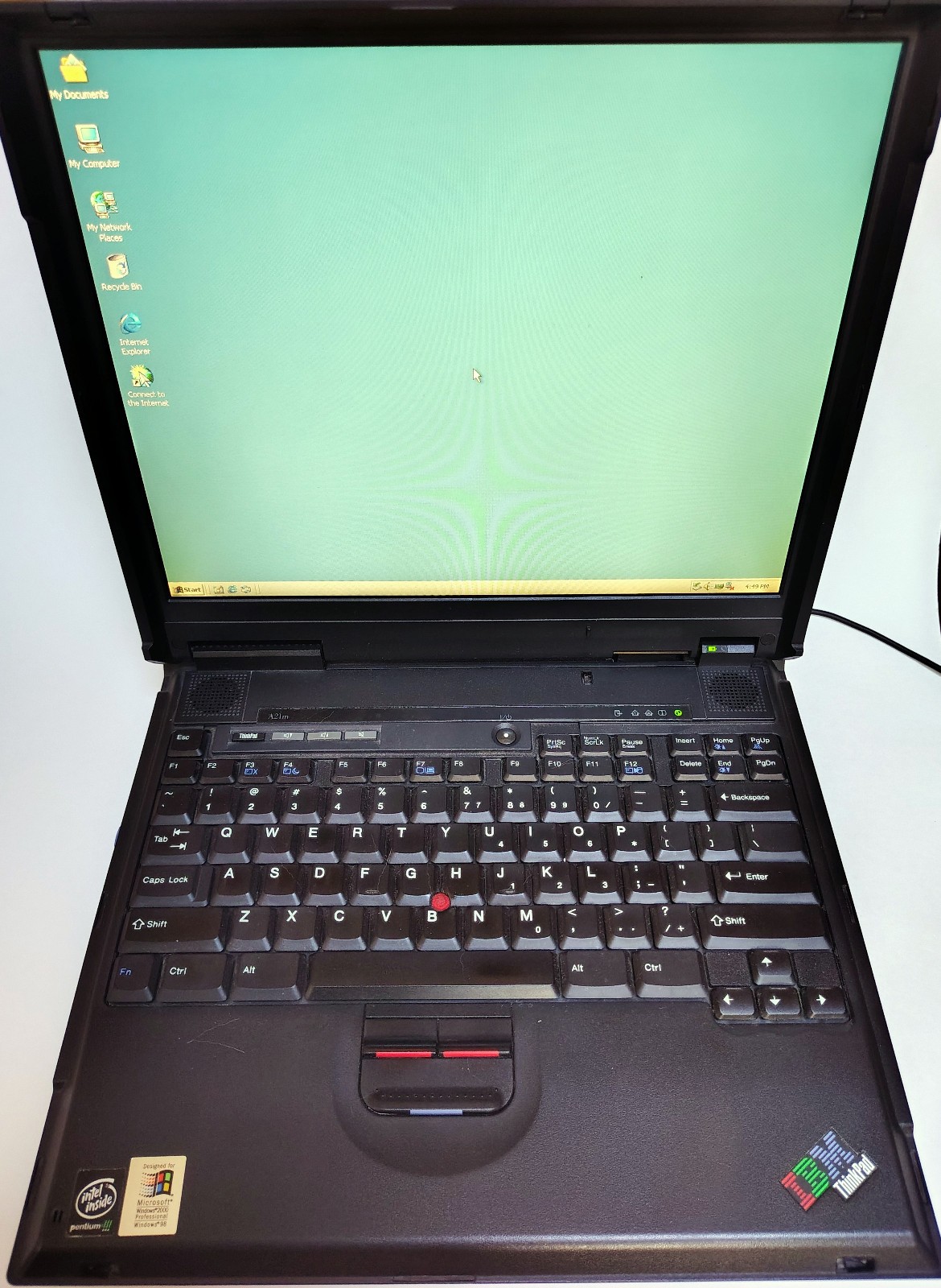IBM ThinkPad A22m-Intel Pen. III@700MHz 320MB Ram Windows 2000 SP4 W PSU and Bag