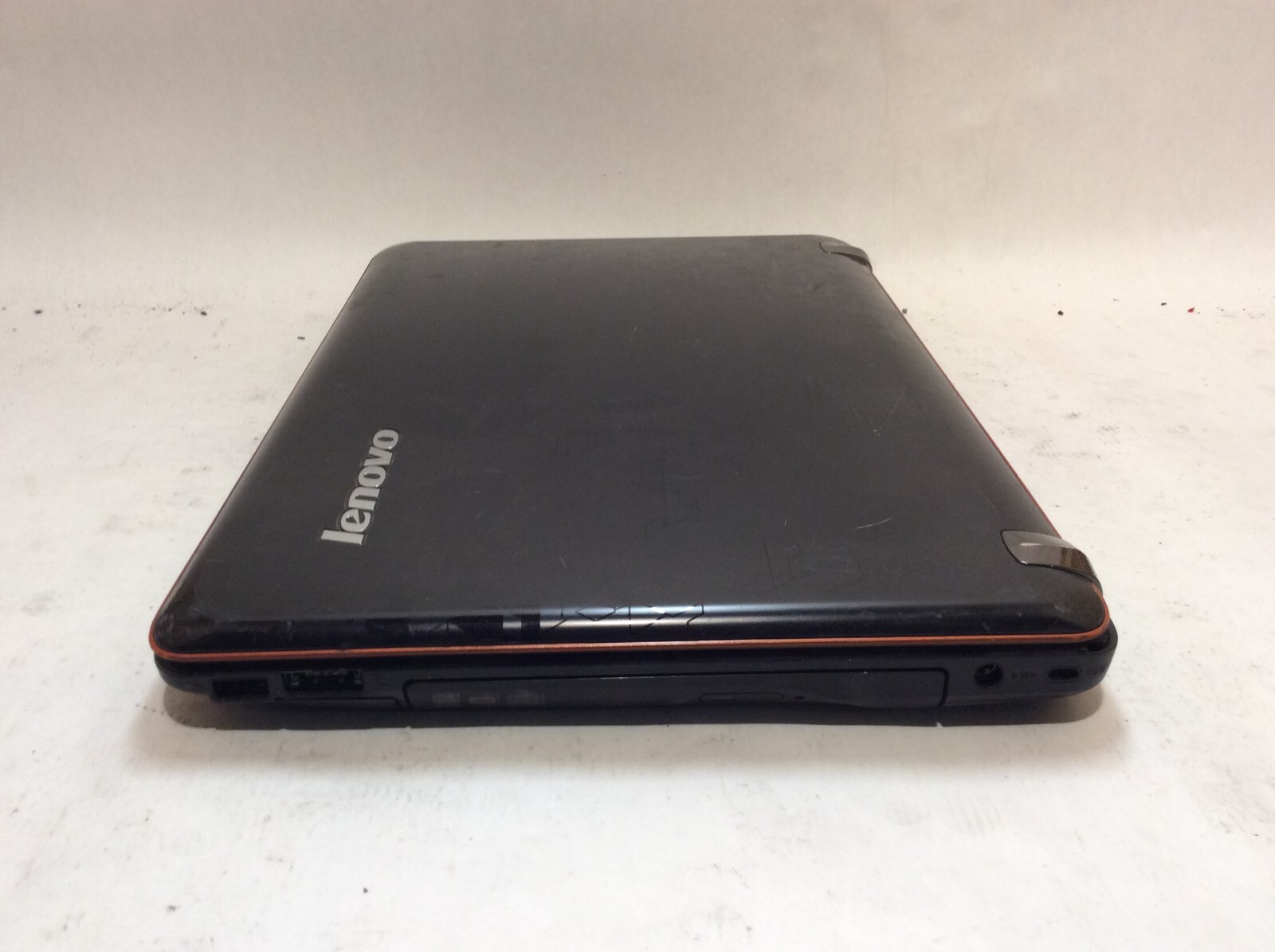 Lenovo IdeaPad Y460 Laptop 14″ Intel Core i5 1st Gen READ DESCRIPTION -PP