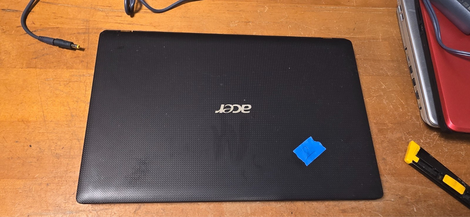 Acer Aspire 5253-BZ893 Laptop For Parts Password Locked Bad Battery No Accessori