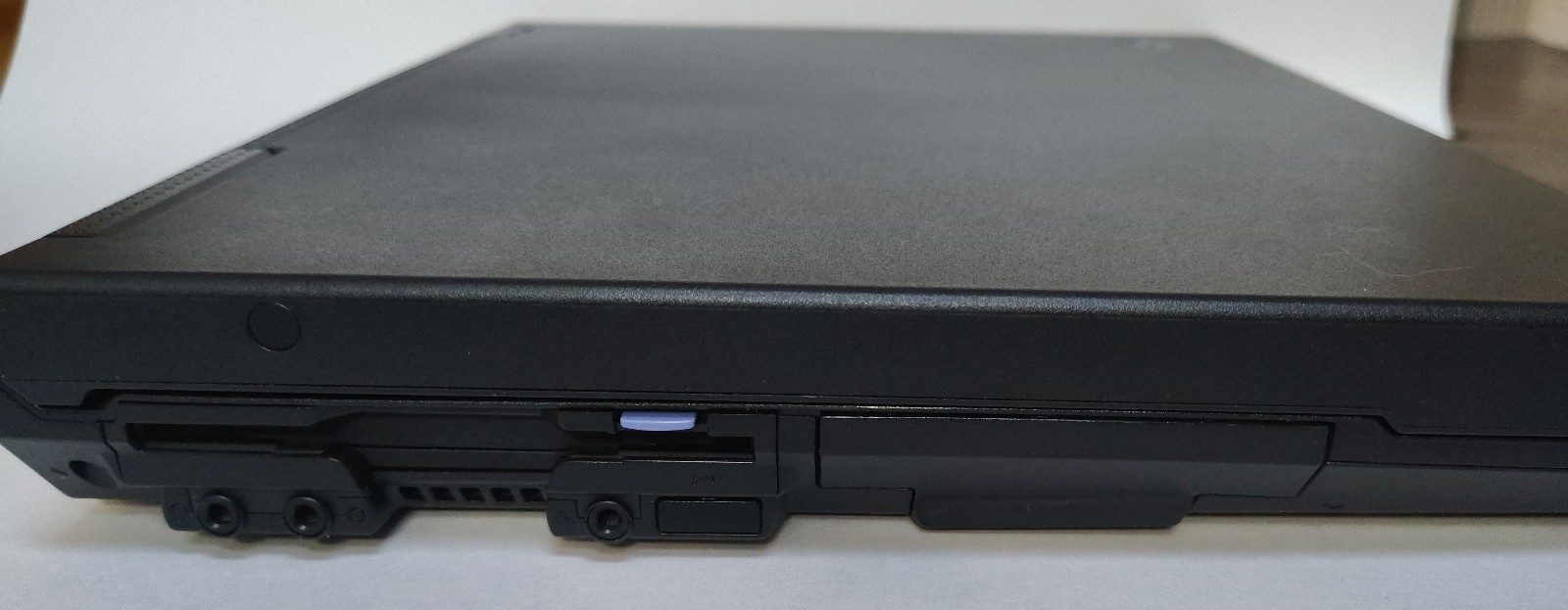 IBM ThinkPad A22m-Intel Pen. III@700MHz 320MB Ram Windows 2000 SP4 W PSU and Bag