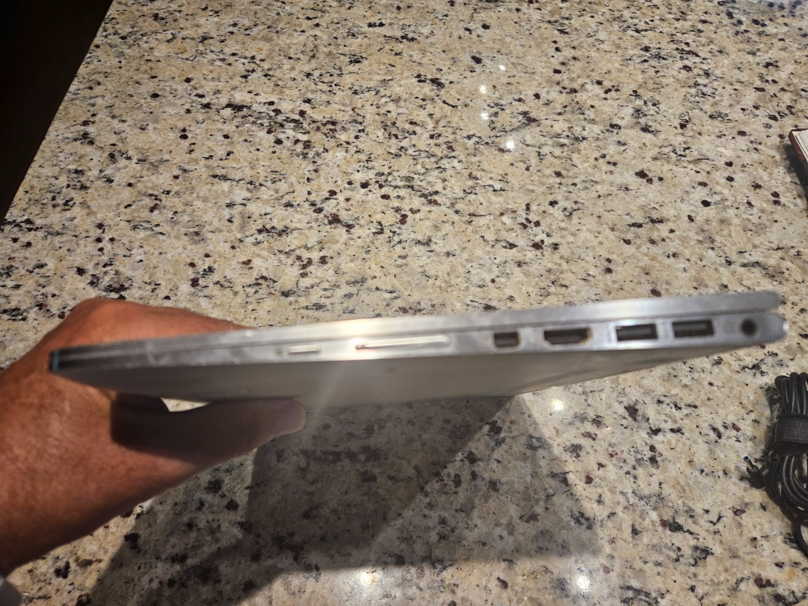 HP Spectre x360 Convertible 13-4103DX i7-6500U | 8GB RAM | 256GB SSD | Win 10