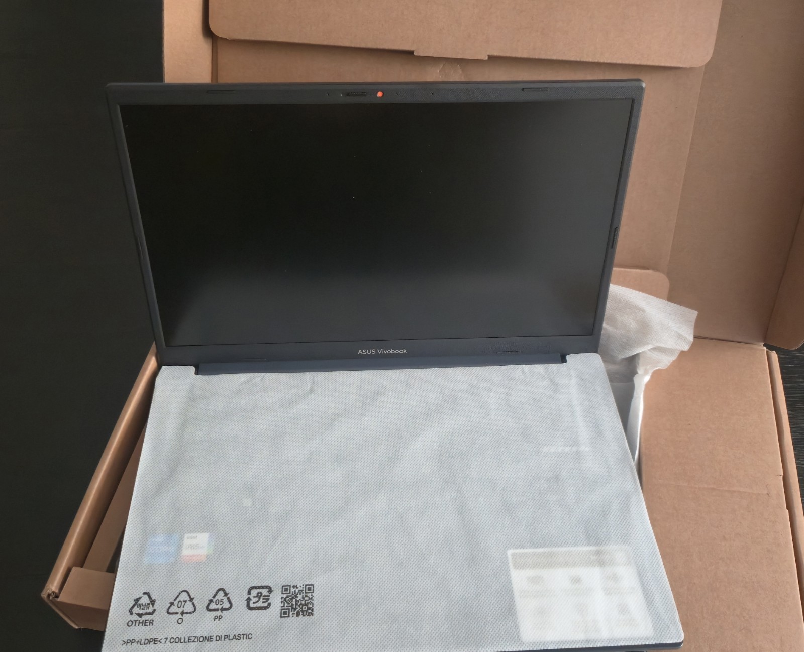 Asus Vivobook 14 – FHD – i5-1334U – 12GB RAM – 256GB SSD – Quiet Blue