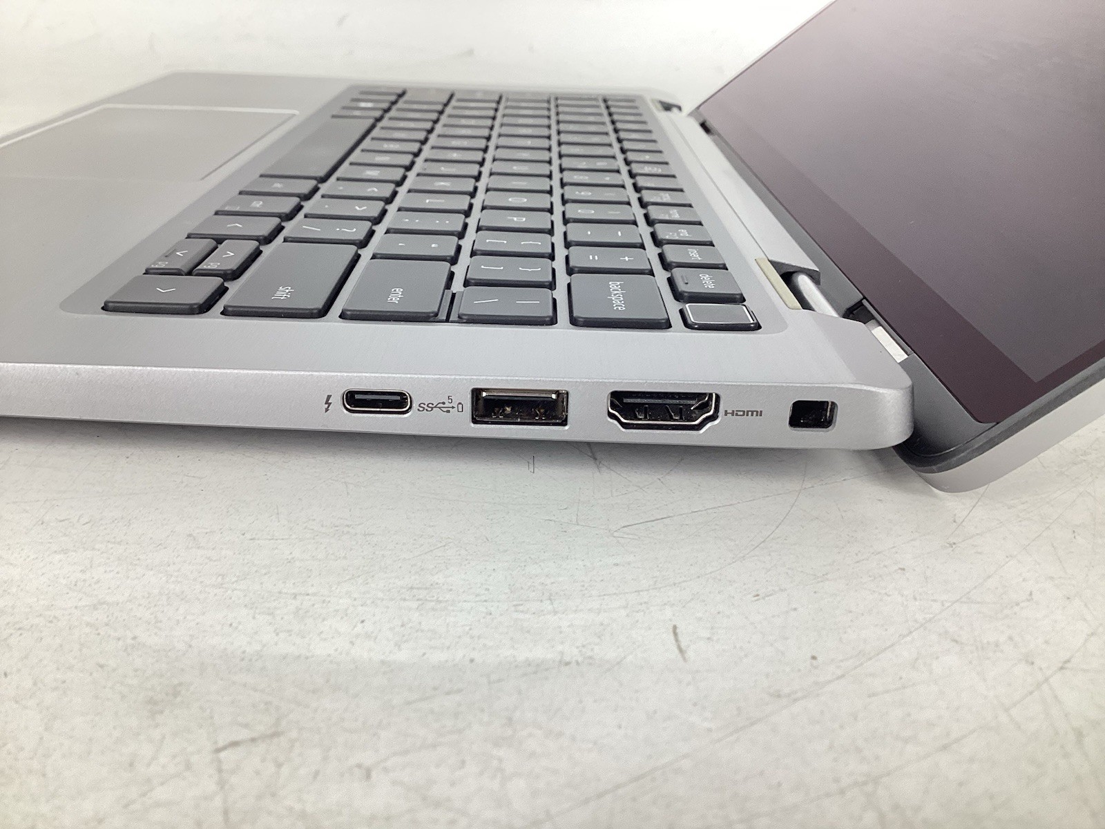 Dell Latitude 7330 13.3″ 2in1 Touch (Core i7-1255U, 16GB RAM, No SSD/OS) *Read