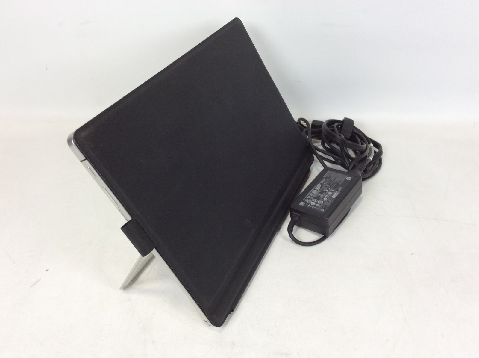 HP Elite X2 1012 G2 i5-7300U 2.6GHz 8GB 256GB Tablet Batt Cap 74.15% +Charger