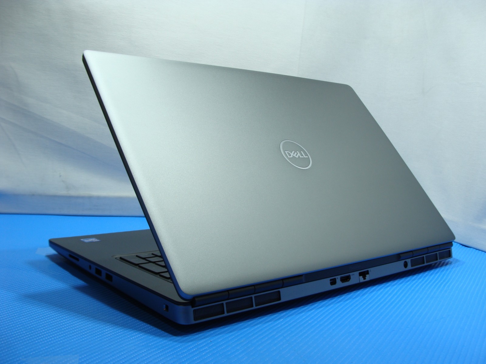 Dell Precision 7760 17.3″ FHD i7-11850H max 4.8GHz 32GB 512GB RTX A3000 6GB +PA