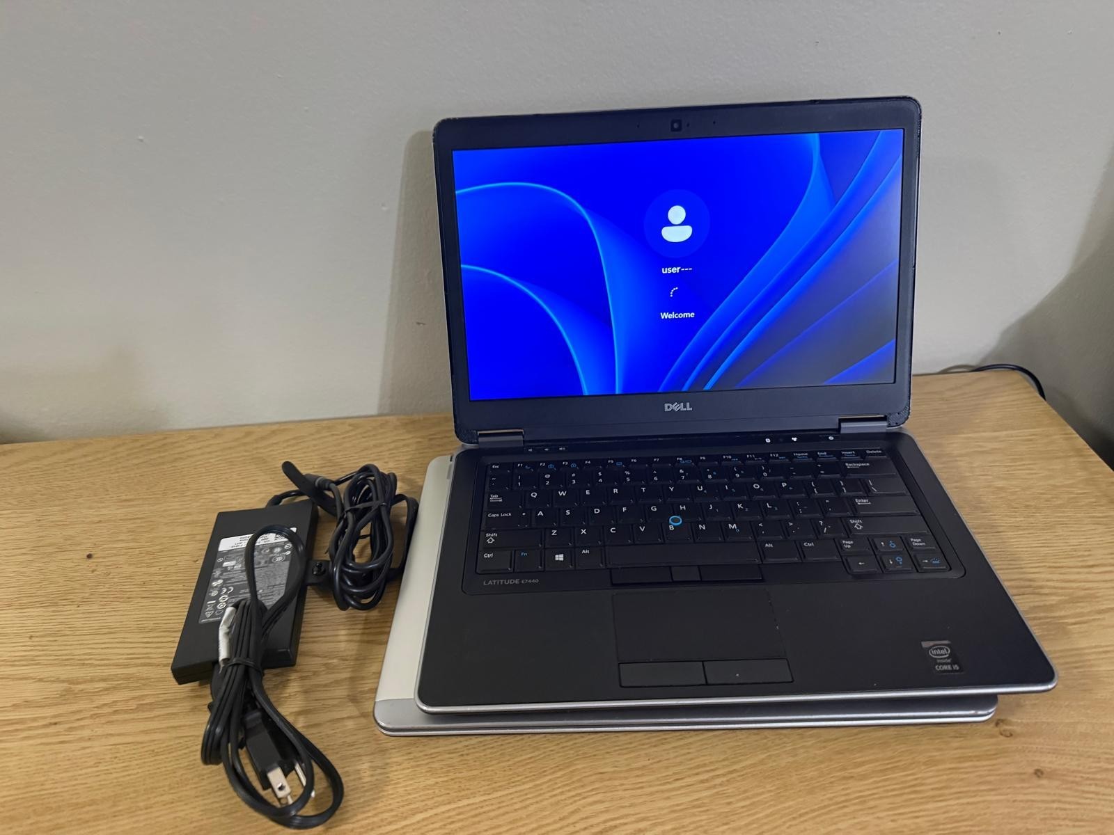 DELL Latitude E7440, 14”, 120GBGB SSD, i5-4300 2.23GHz, 8GB, WINDOWS 11 PRO