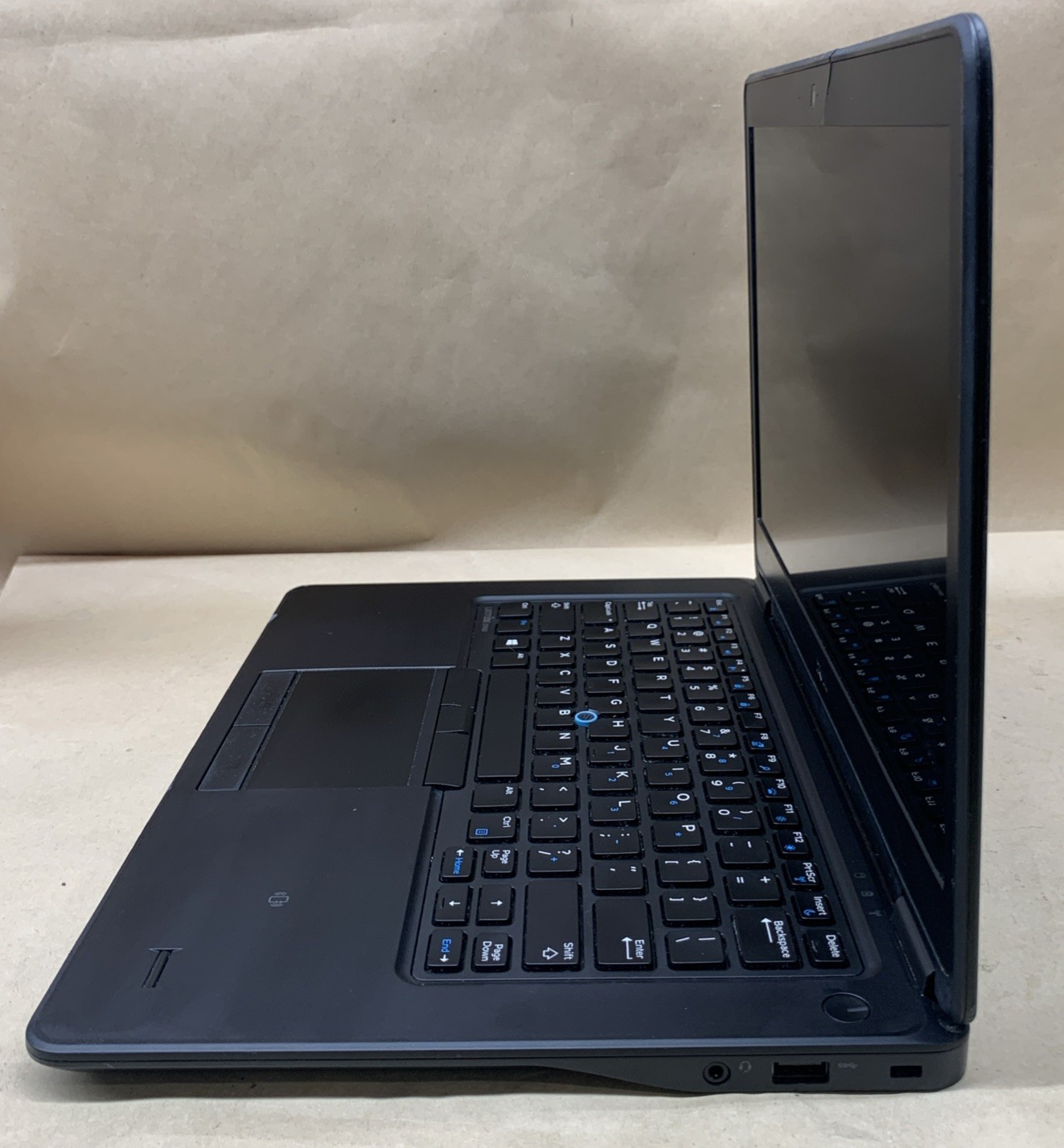 Dell Latitude E7450, Intel Core i5-5300U @ 2.3GHz, No RAM, No SSD/OS