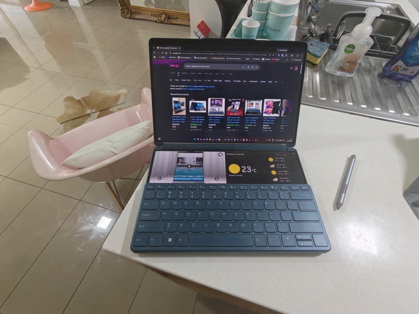 Lenovo Yoga Book 9i 13IRU8 Dual 13.3″ 2.8K OLED Touch i5-1335U 16GB 512GB Boxed