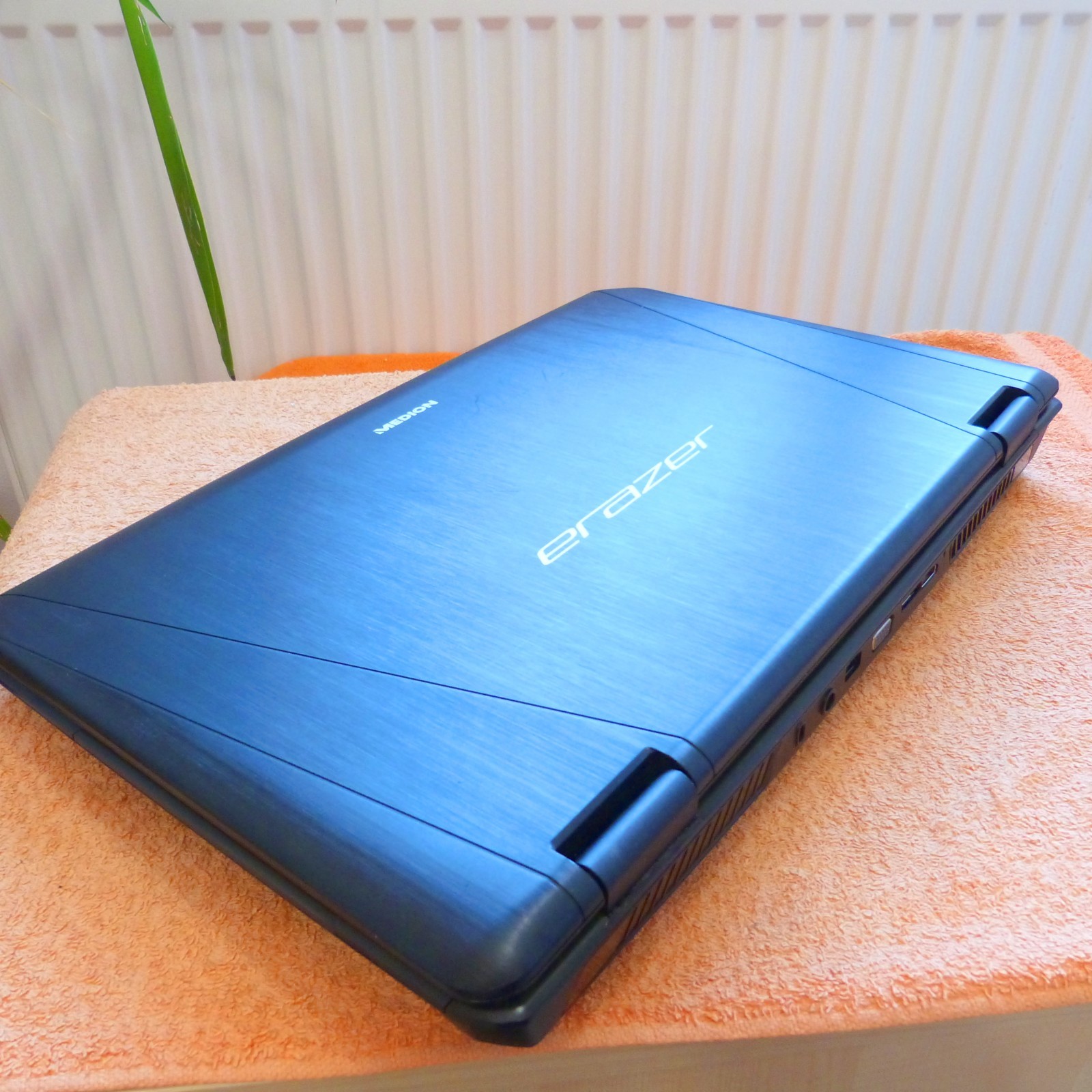 Medion ERAZER X7820 17″ FULLHD l GeForce GTX i7 Windows 11 2x SSD HDD 1500GB
