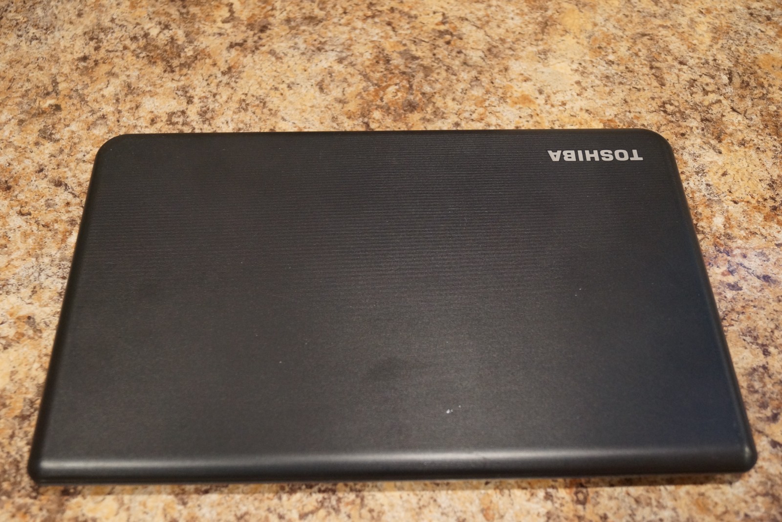 Active Latest 22H2 WIN10 PRO Toshiba C55-A5300@1.80GHz,4GB RAM 500GB HDD