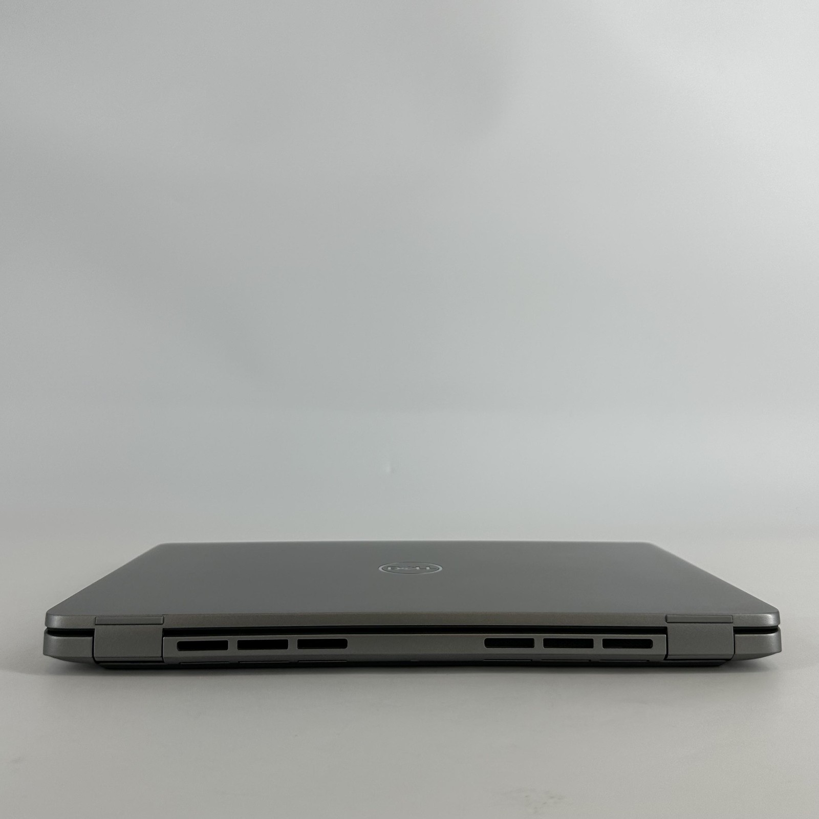 Dell Precision 3480 14 Gray FHD 1.9 GHz i7-1370P 16GB 1TB SSD NVIDIA RTX A500