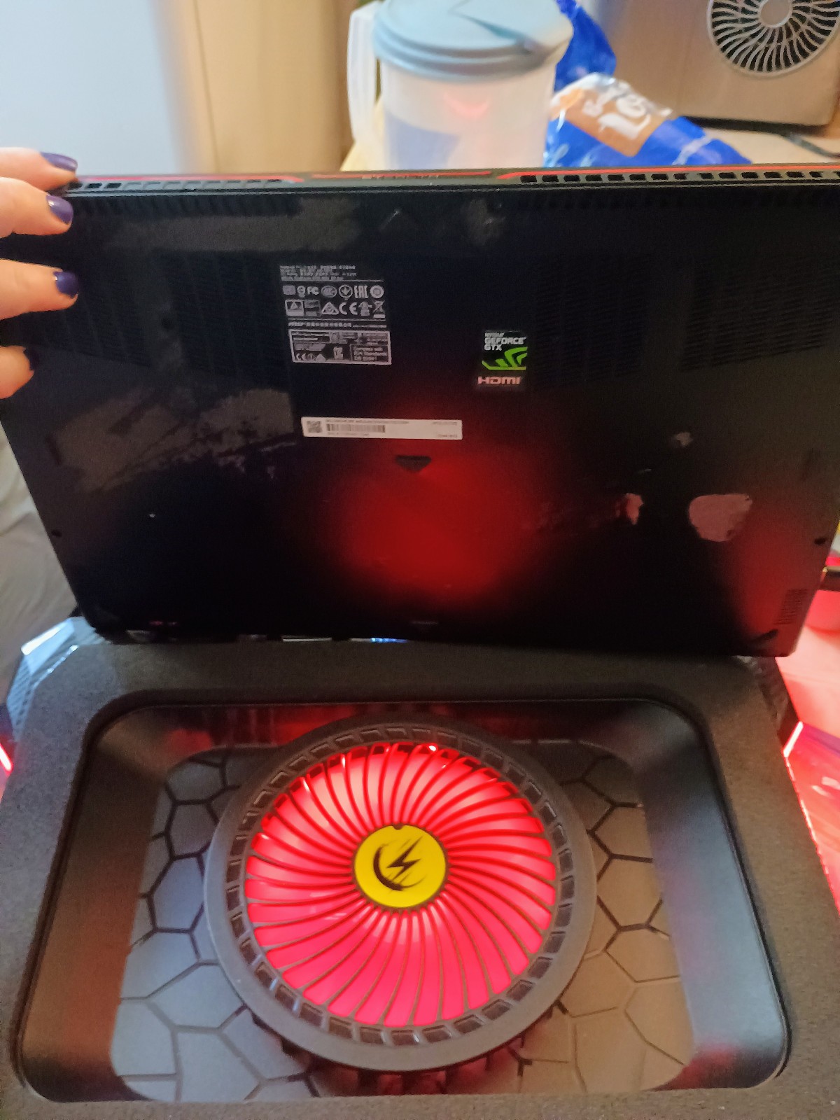 MSI GS63 STEALTH-062 15.6″ (1TB+512GB, Intel Core i7 7th Gen., 2.80GHz, 16GB)…