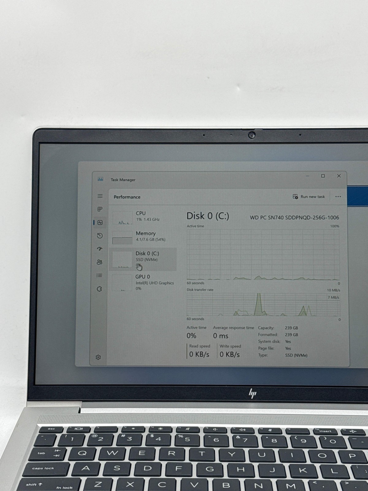 HP EliteBook 640 G10 14.0″ FHD Touch Core i5-1335U 1.30GHz 256GB SSD 8GB RAM