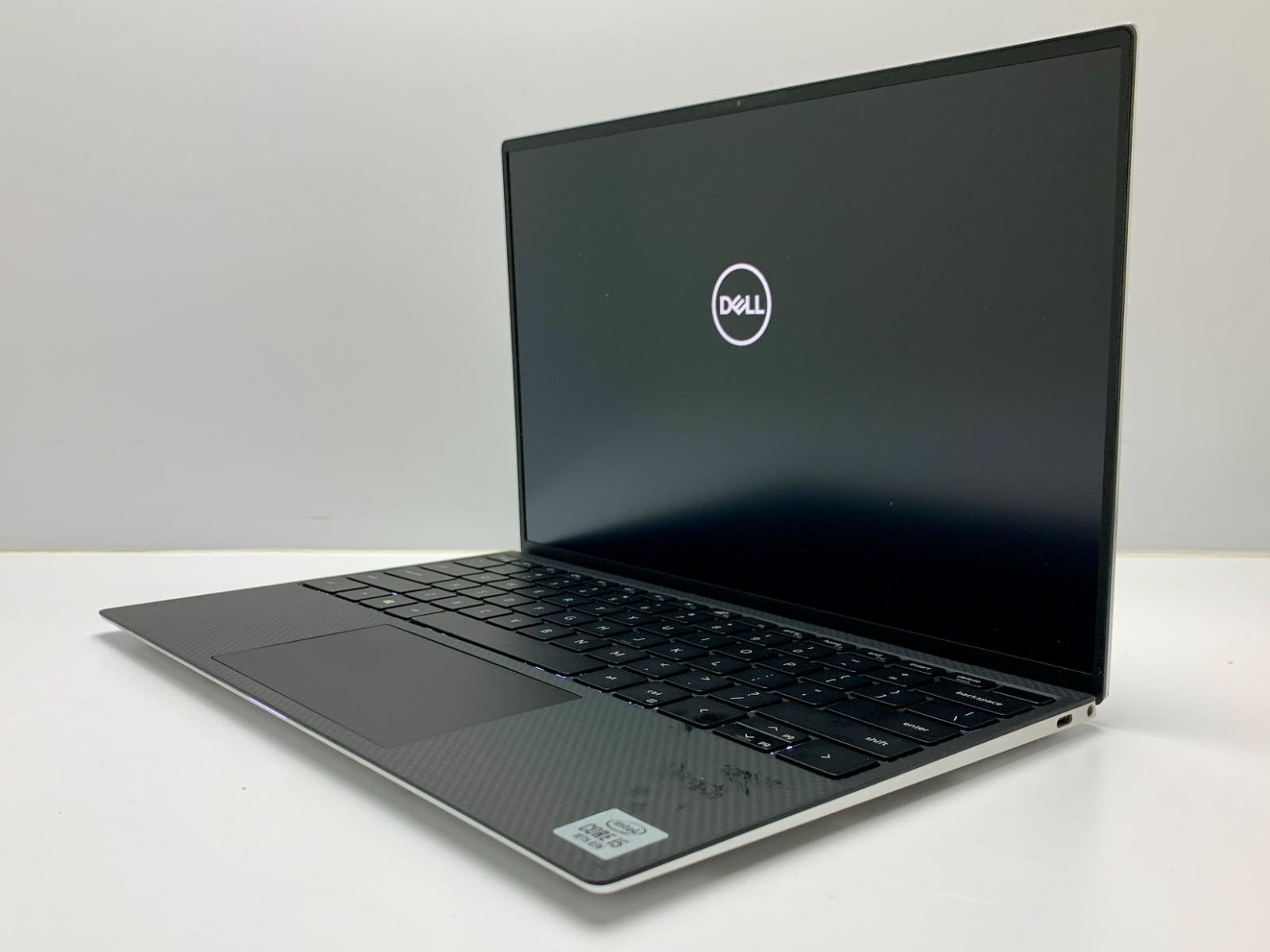 Dell XPS 13 9300 | i5-1035G1 | 8GB RAM | 256GB SSD | LINUX