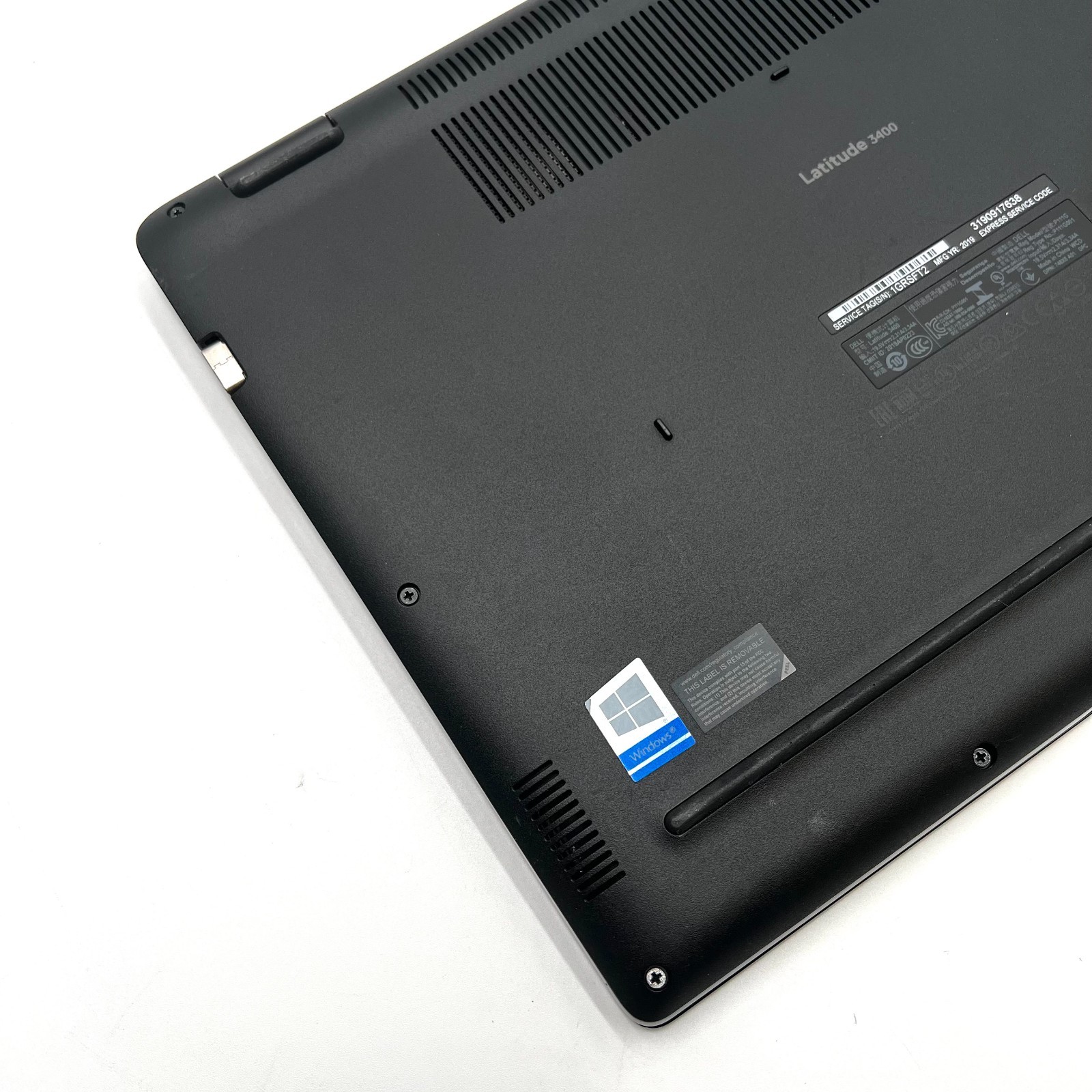 Dell Latitude 3400 13″ i7-8565U 8GB RAM 512GB SSD MX 130 No OS | TESTED USED