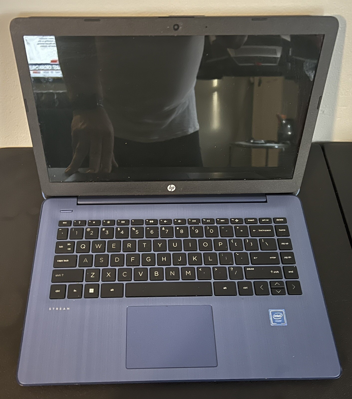 HP Stream – 14-cb171wm 64GB SSD 14.0”, HD (1366 x 768),TN Slightly Used Blue OBO