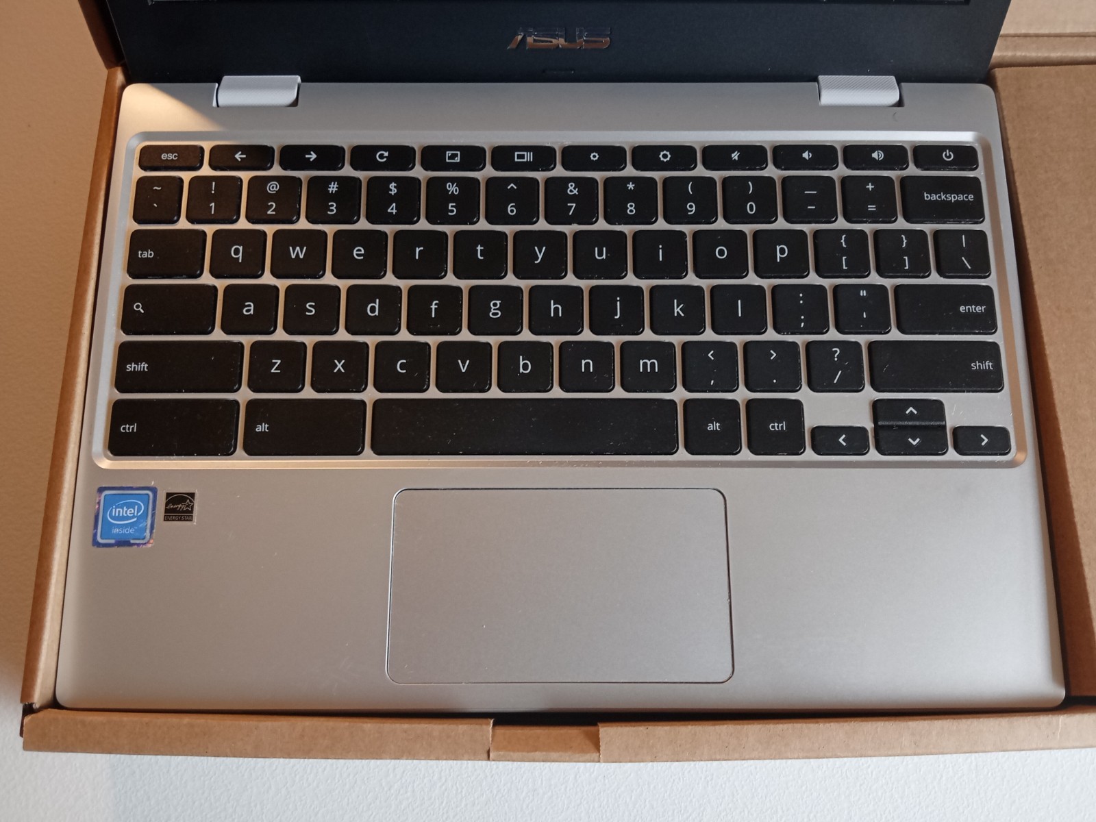 ASUS Chromebook CX1 11.6 Display Intel N3350 32GB eMMC 4GB RM CX1100CNA AS42