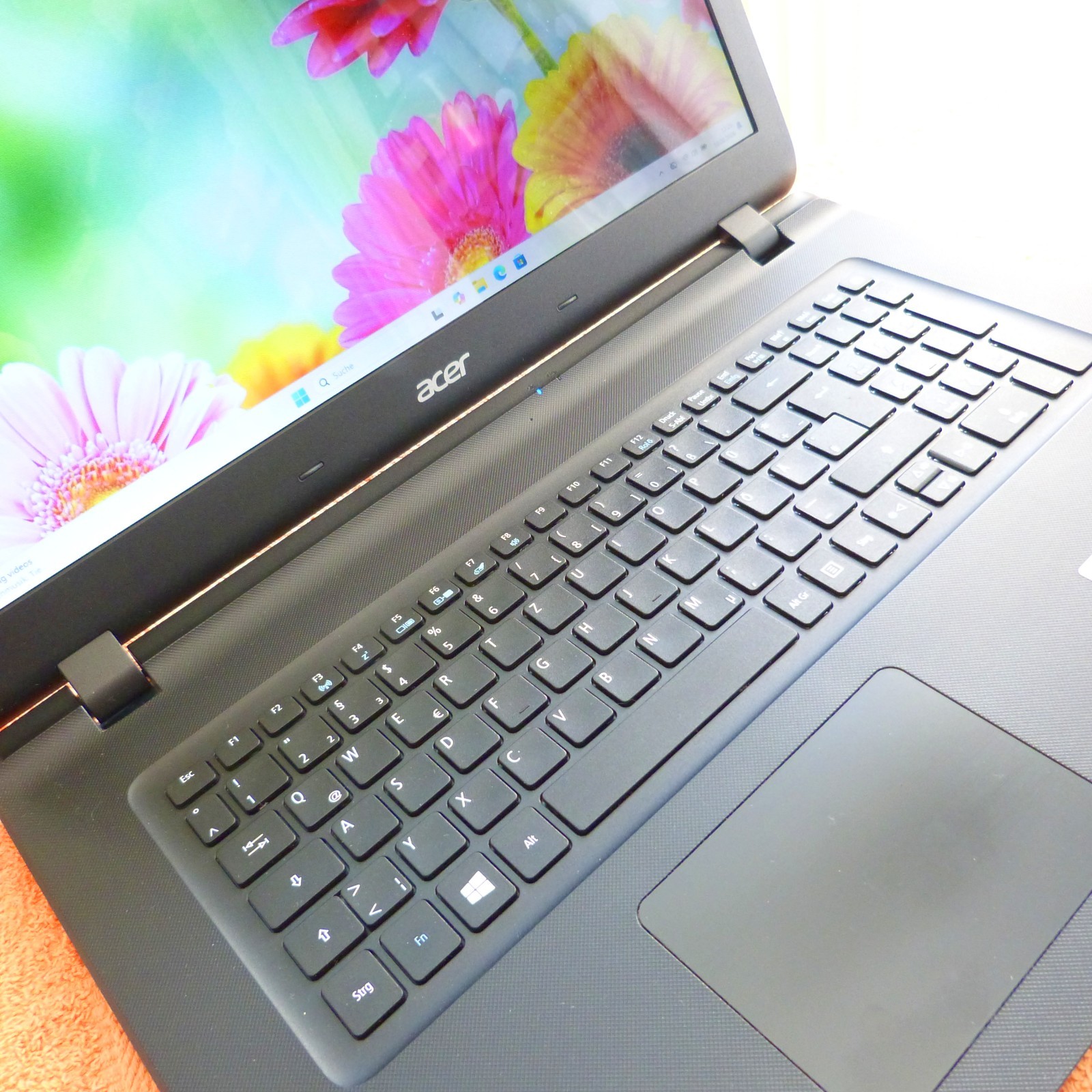 XXL LOT Acer ES1 732 Business UltraBook 17″ l 1TB SSD HDD Windows 11 l HDMI