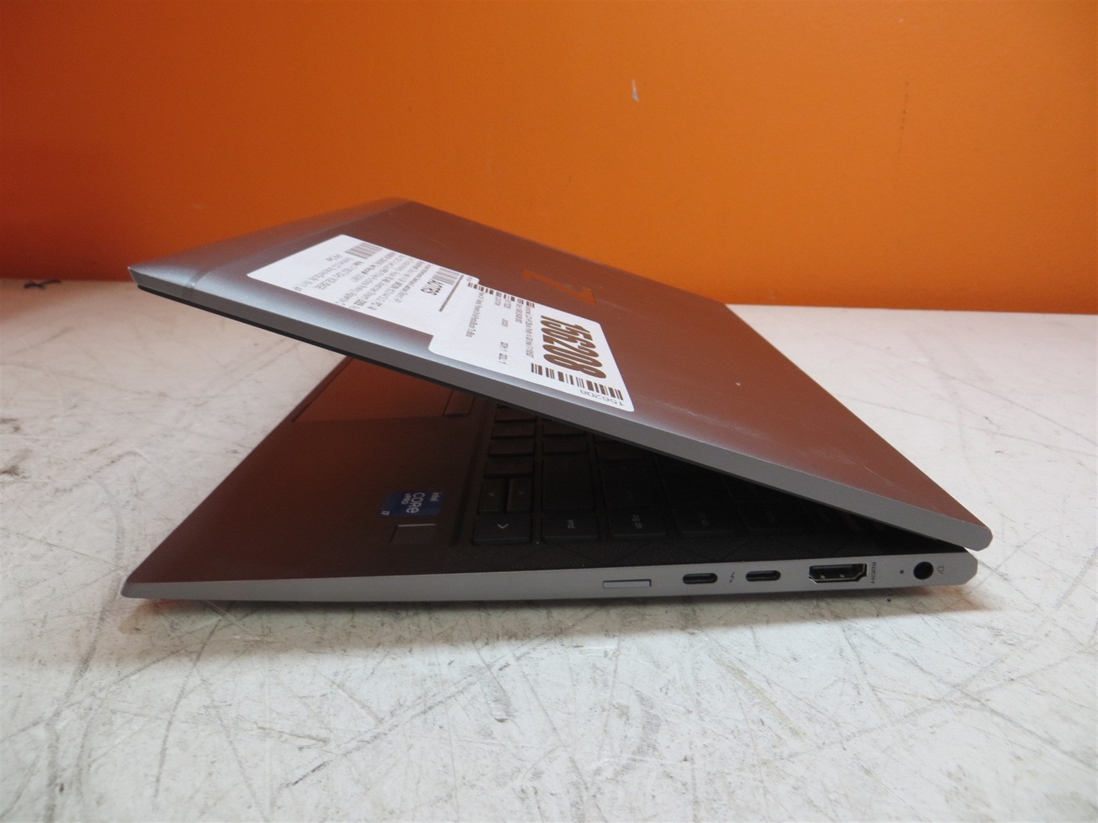 Scratched LCD HP ZBook Firefly 14 G8 Intel i7-1185G7 3GHz 16GB 256GB SSD