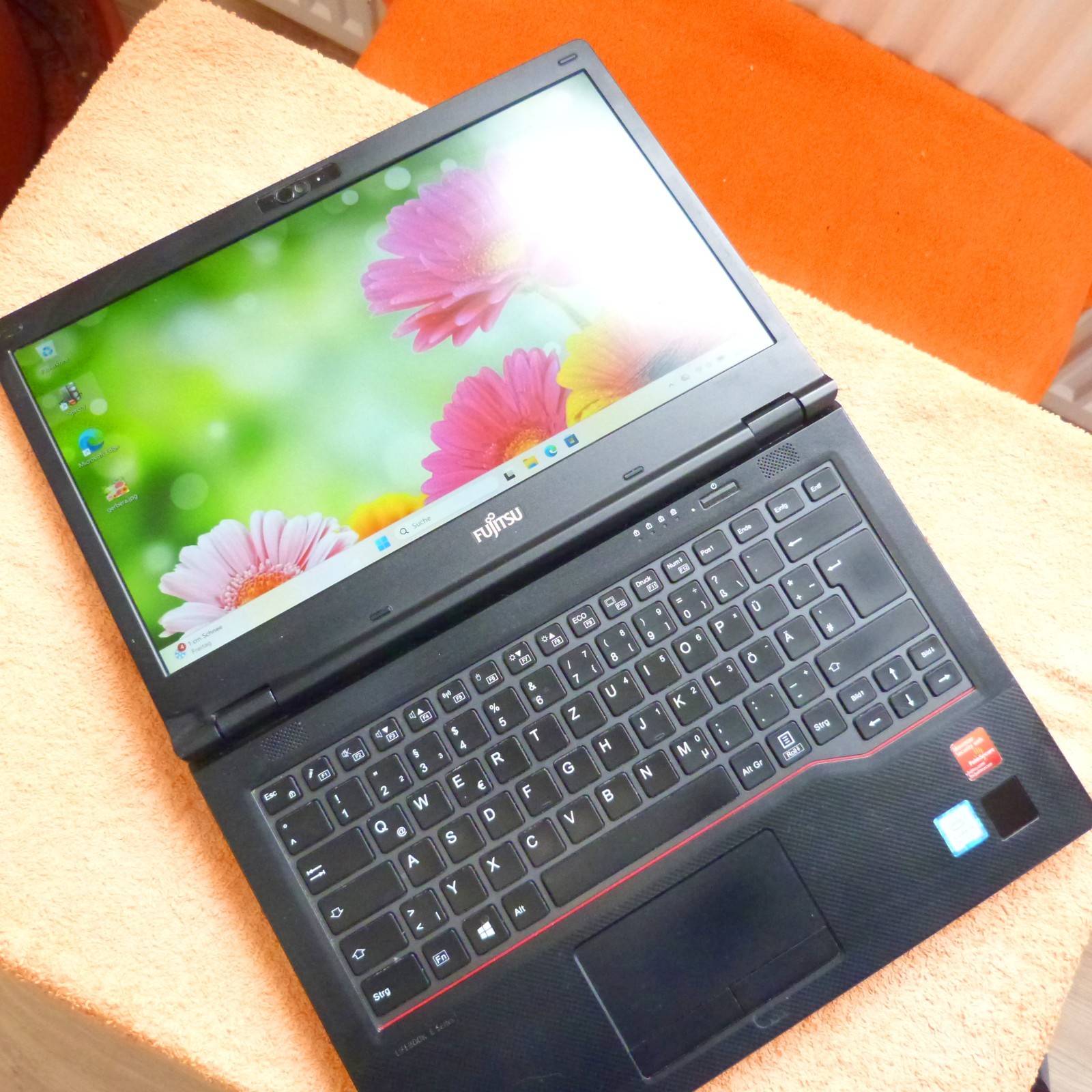 Fujitsu E549 14″ FULLHD l 16GB RAM NEW l SSD Windows 11 l HDMI USBC 8Gen i5