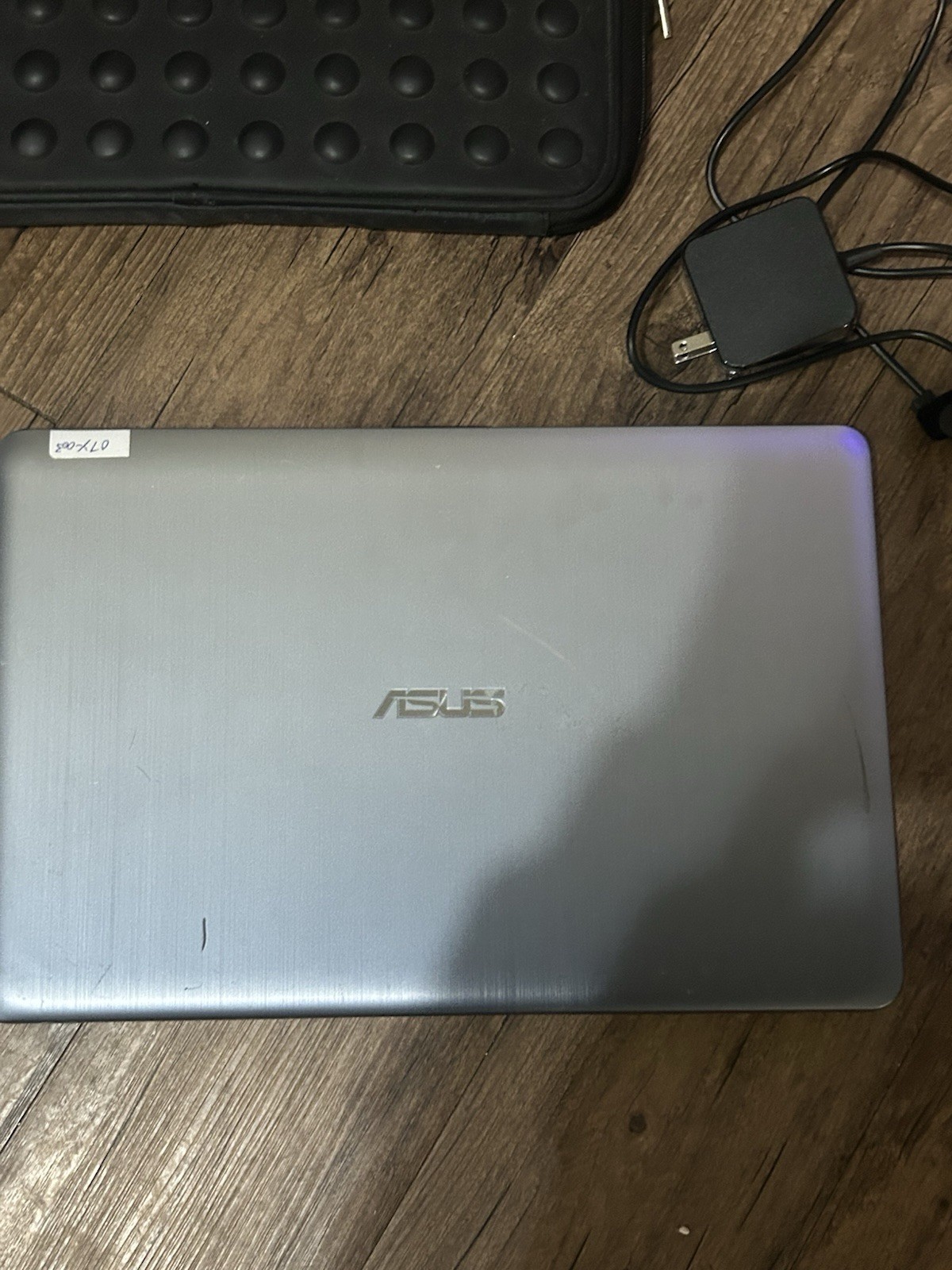 ASUS X540S Intel Pentium Laptop-Parts Repair Only! Case /Charger Included