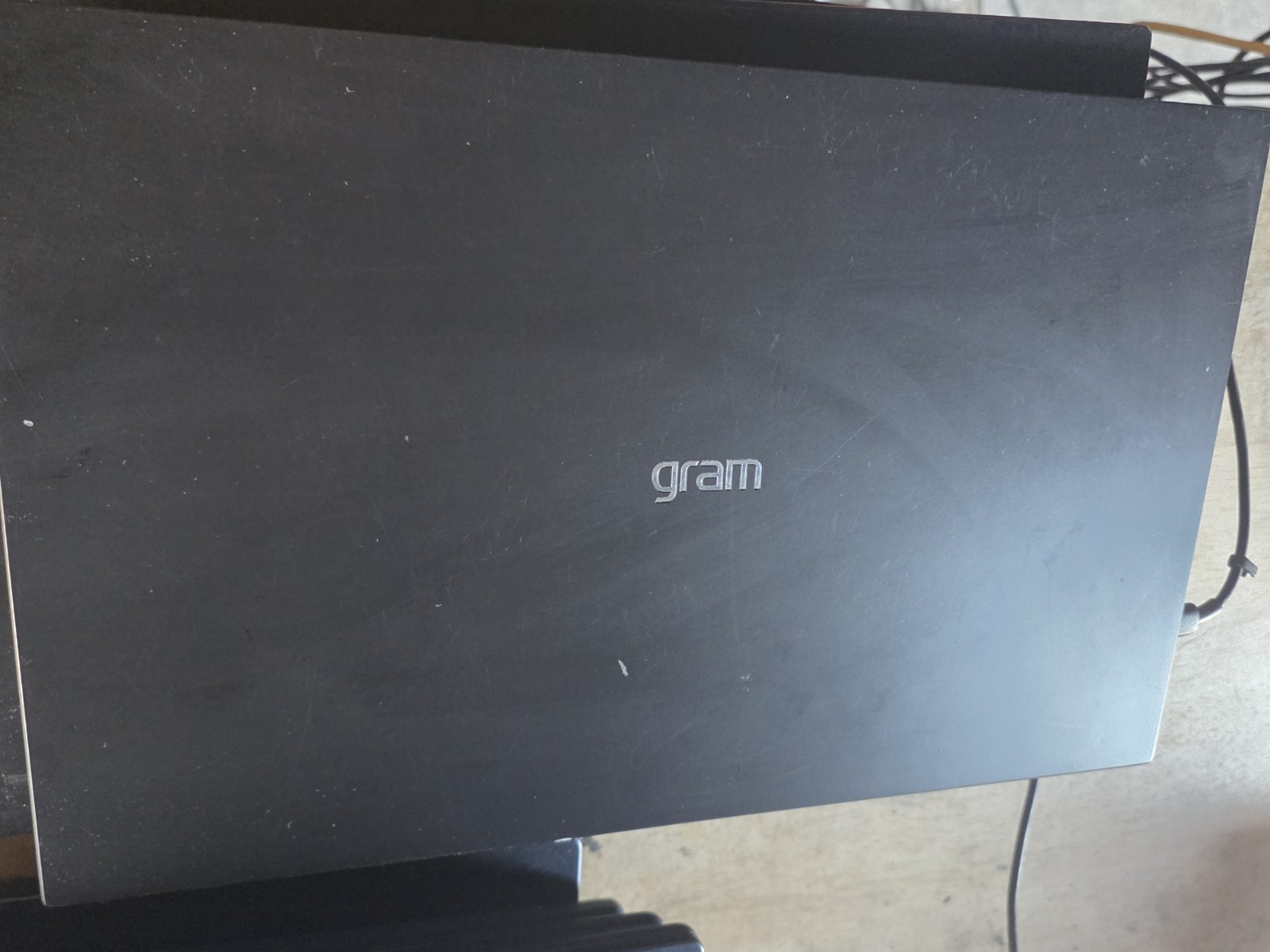 LG Gram 15Z90S 15.6″ FHD Touch Ultra 7 Processor 155H 16GB 1TB SSD Good
