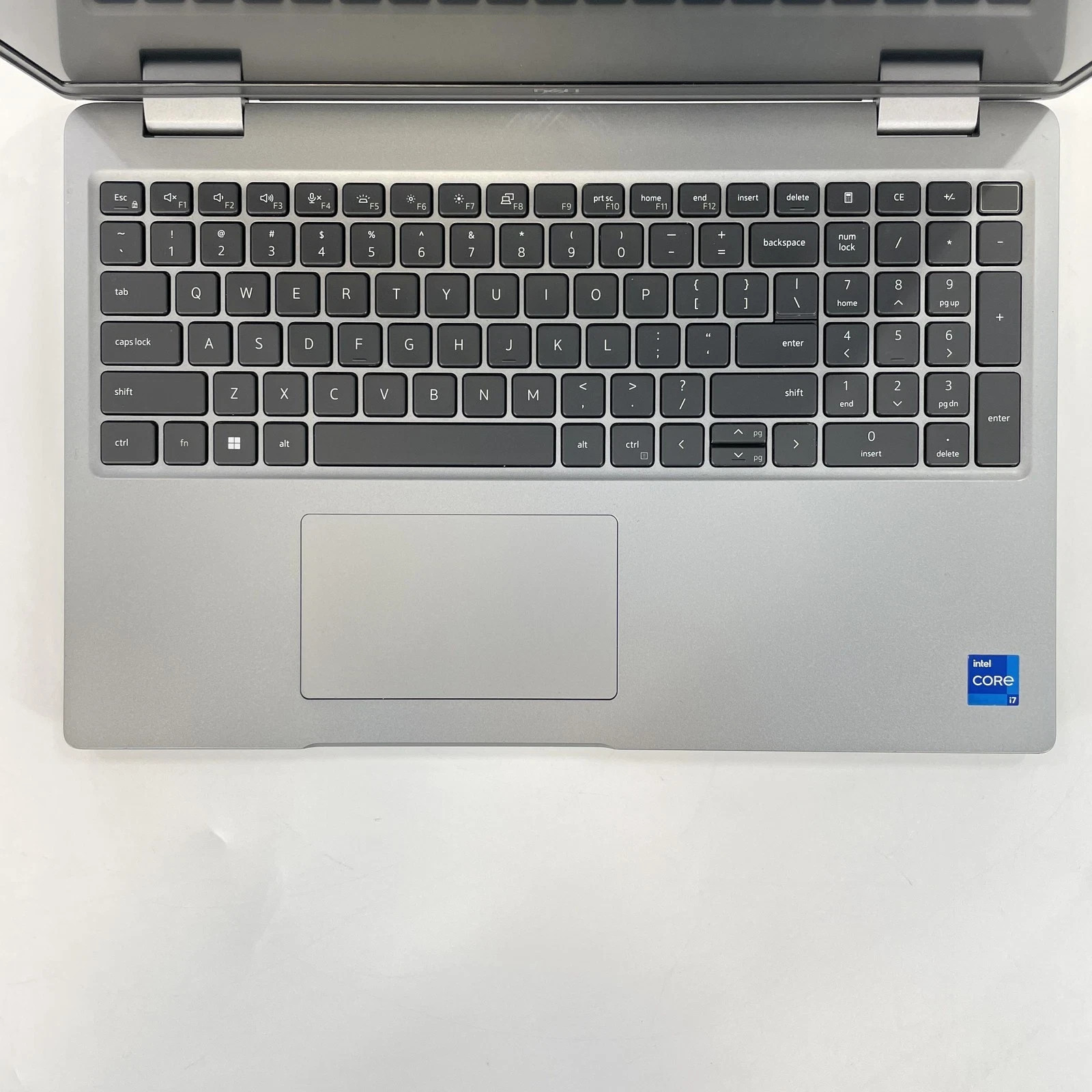 Dell Latitude 5540 15.6″ FHD i5-1350P 16GB RAM DDR5 512GB SSD Win11 Pro